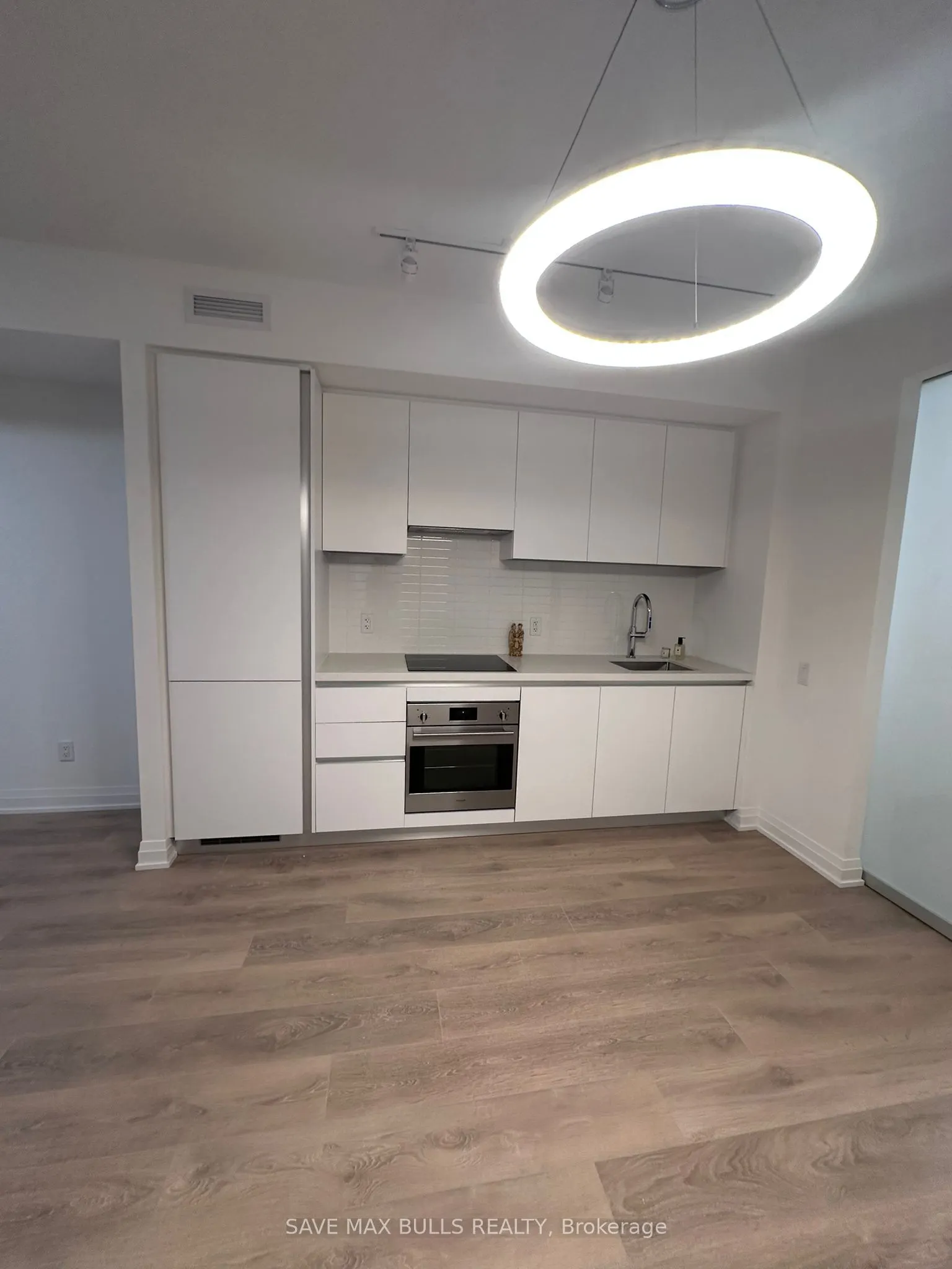 4015 The Exchange, #2311
