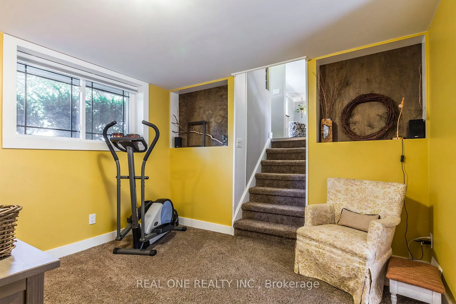 5222 Bromley Road