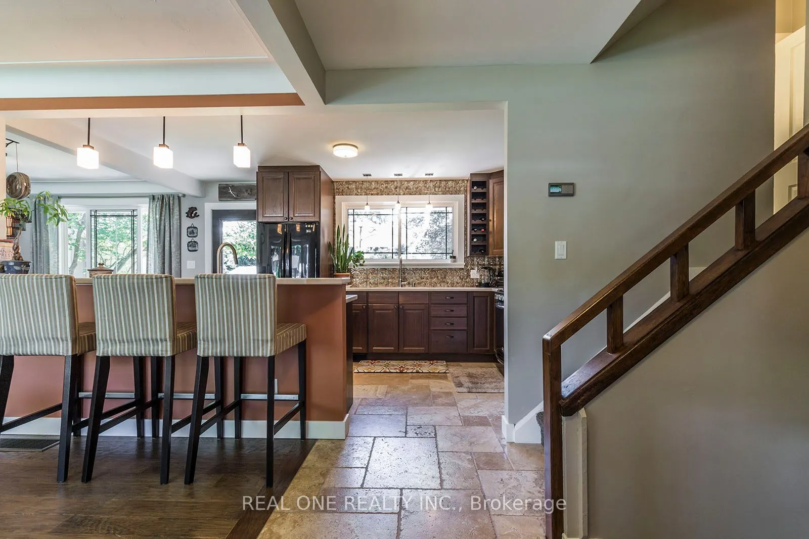 5222 Bromley Road