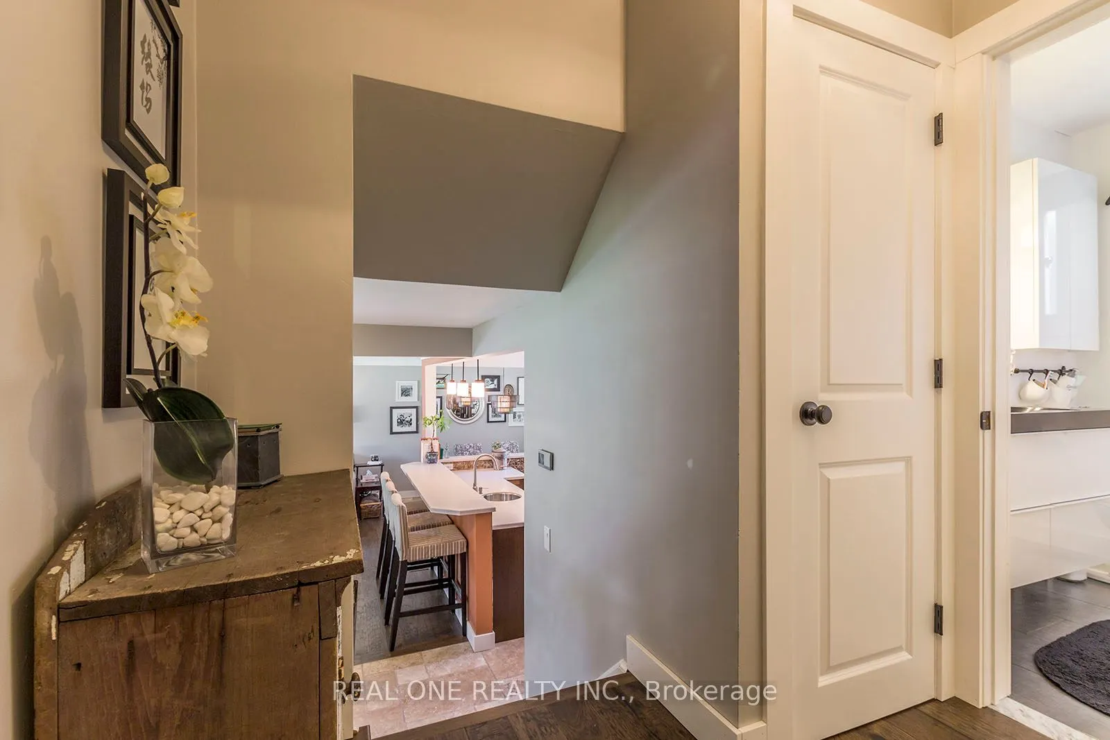 5222 Bromley Road