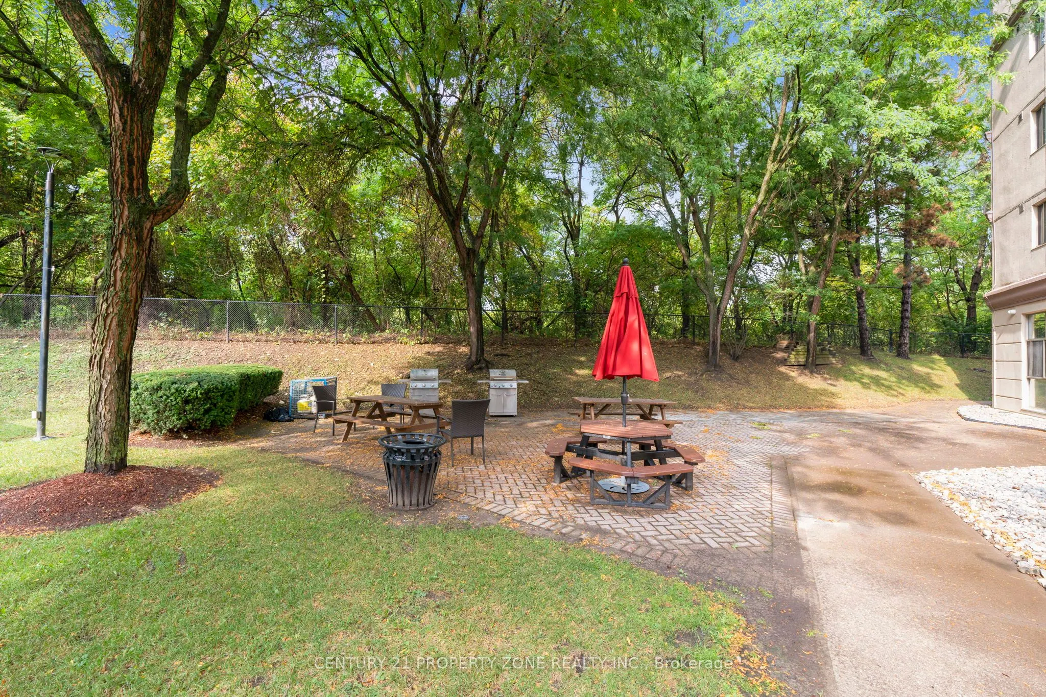 8351 Mclaughlin Road, #405