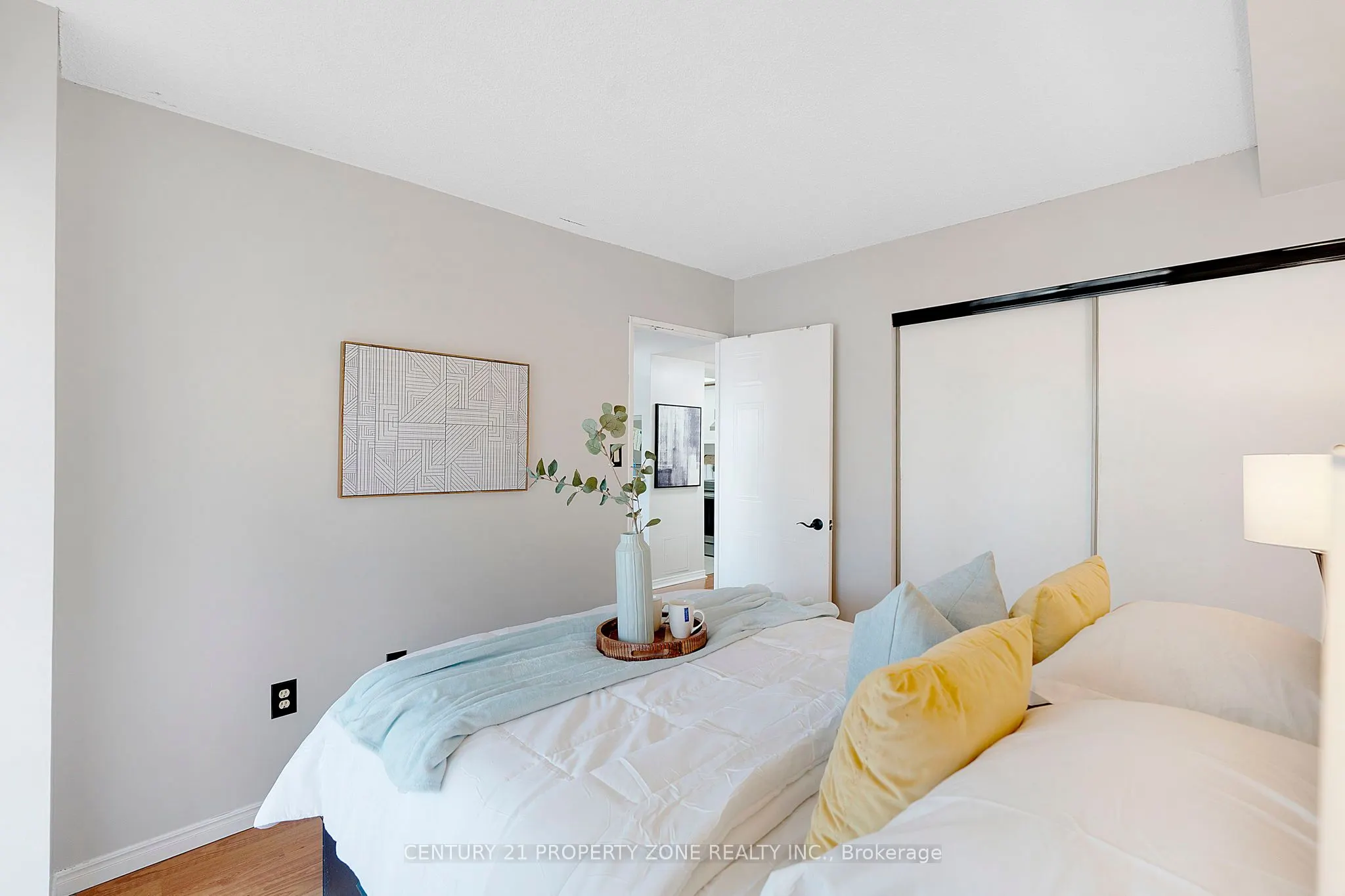 8351 Mclaughlin Road, #405