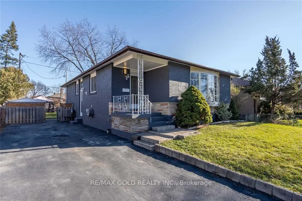 25 Blackbush Drive