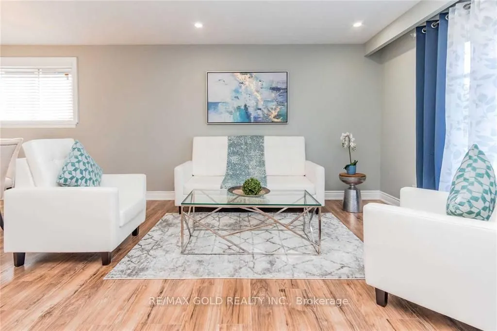 25 Blackbush Drive