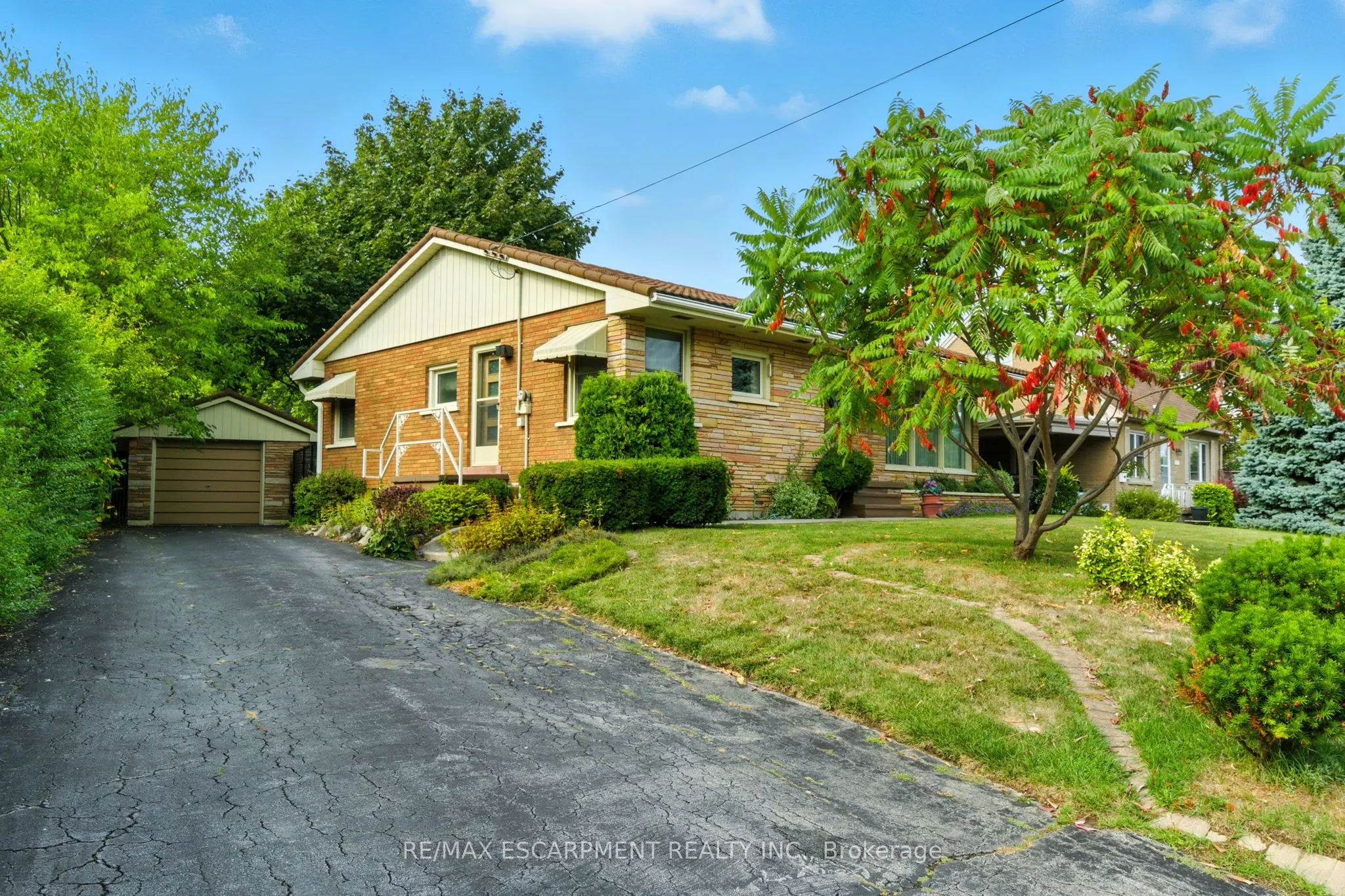 2311 Mountainside Drive
