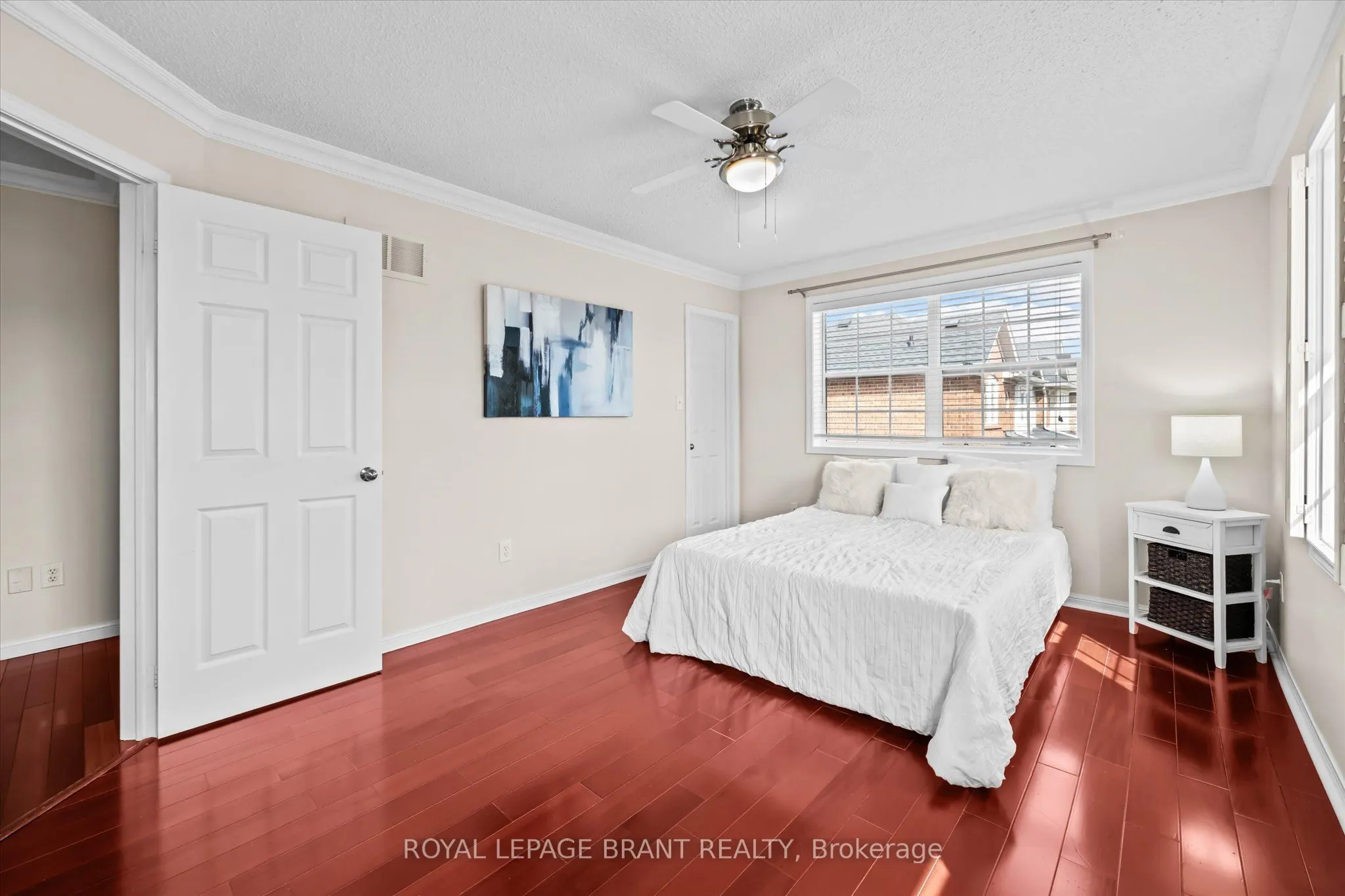 801 Mckay Crescent
