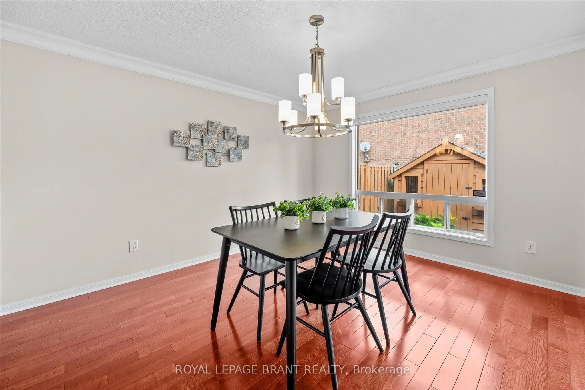 801 Mckay Crescent