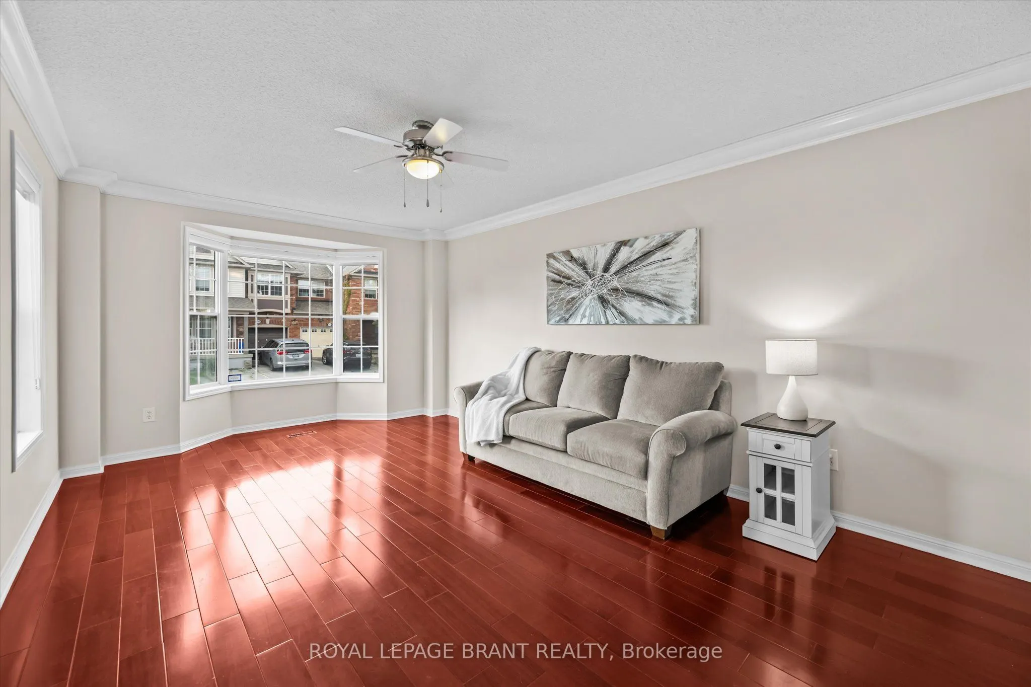 801 Mckay Crescent