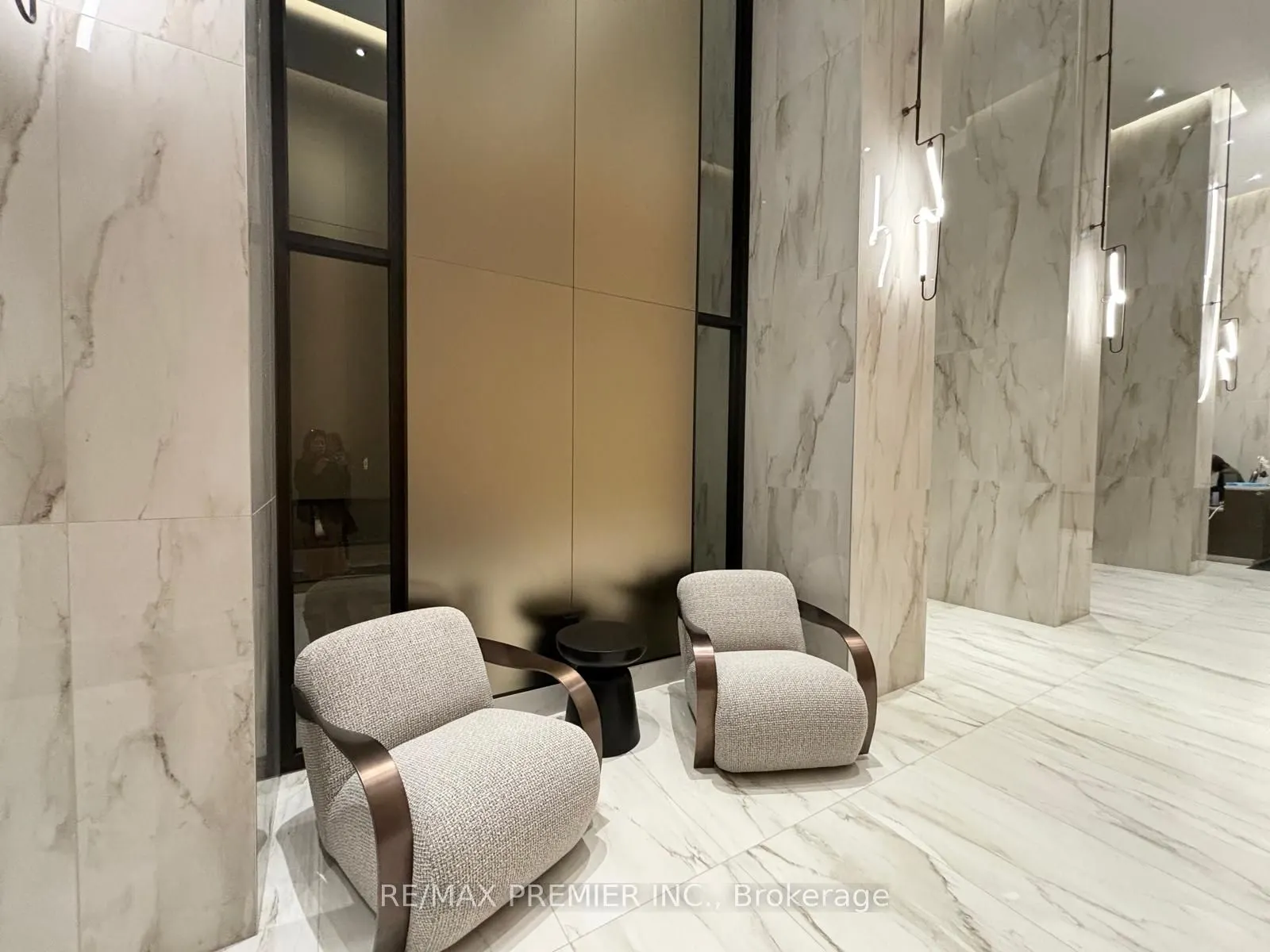 251 Masonry Way, #907