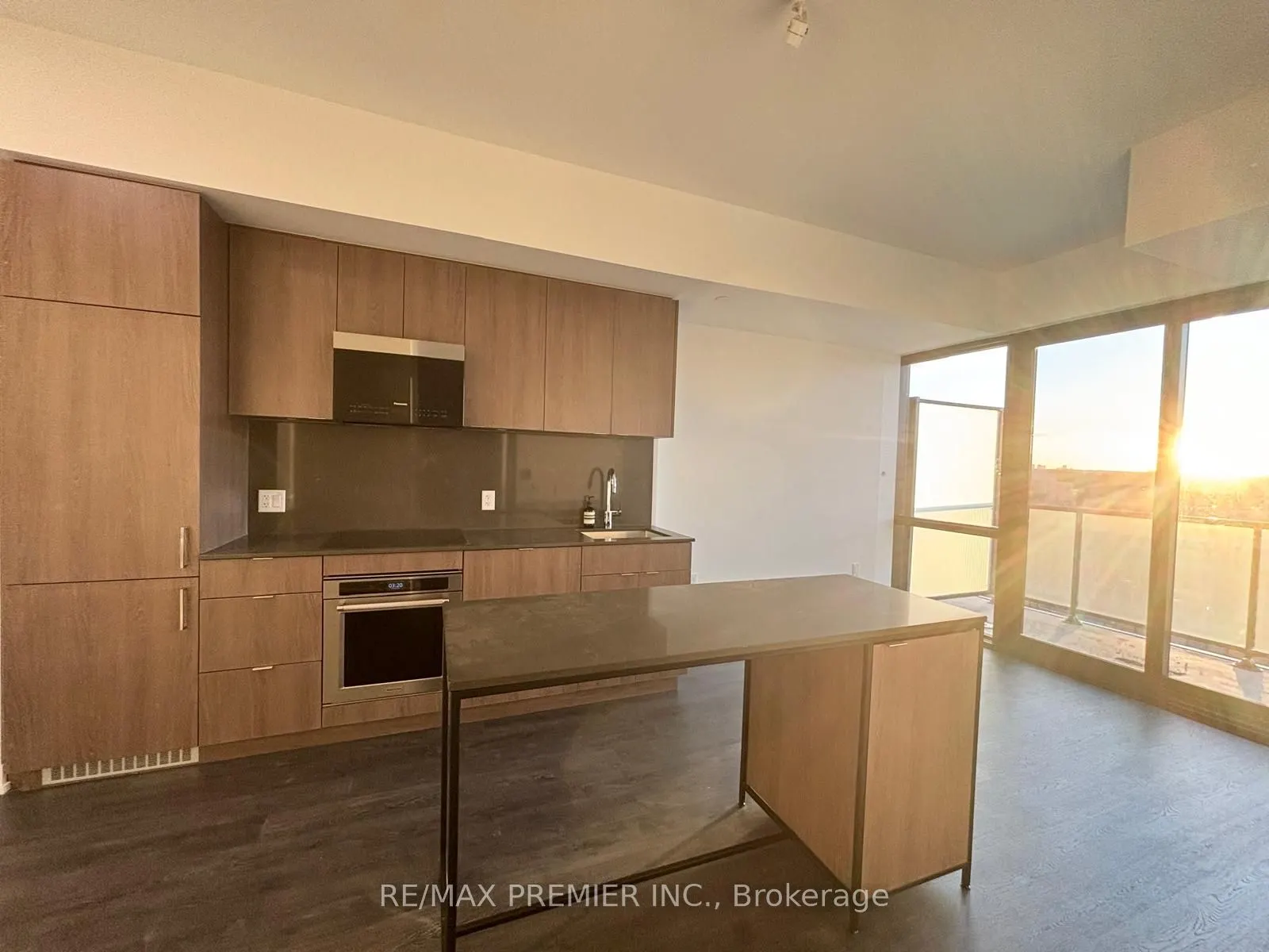 251 Masonry Way, #907