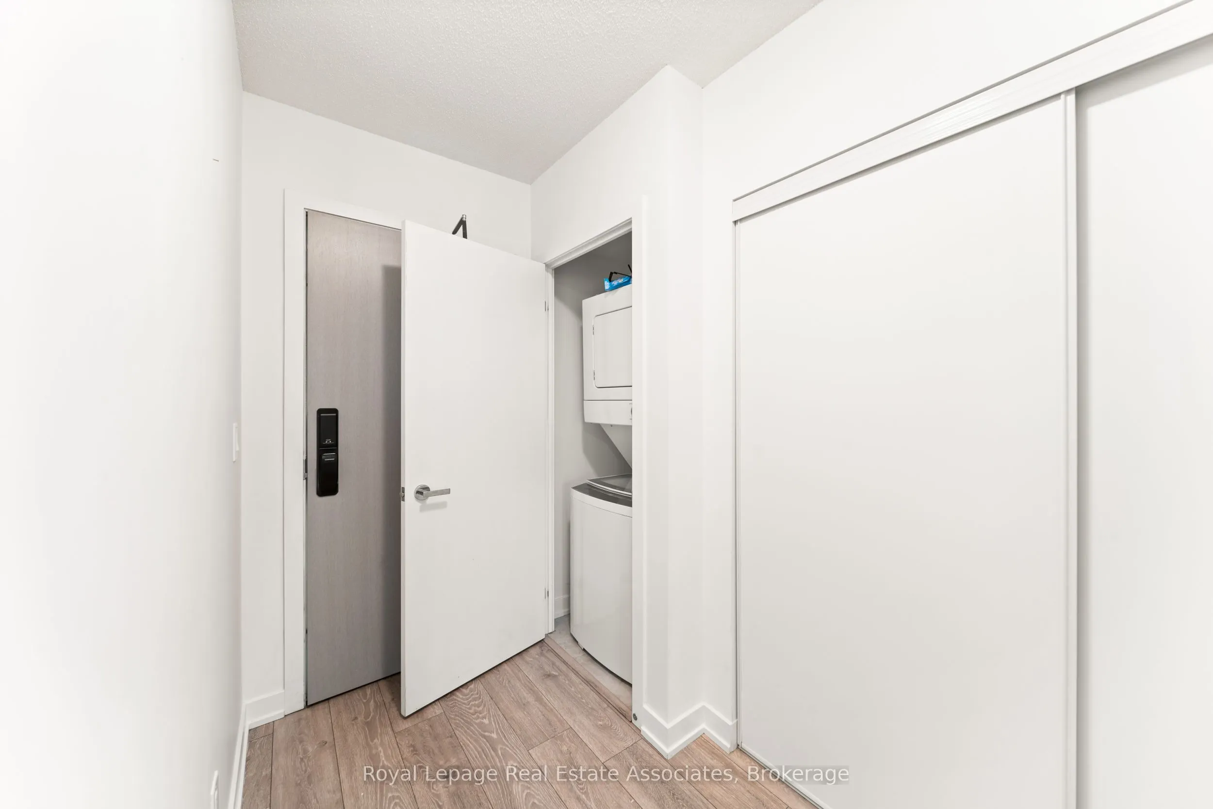 3200 Dakota Common, #719B