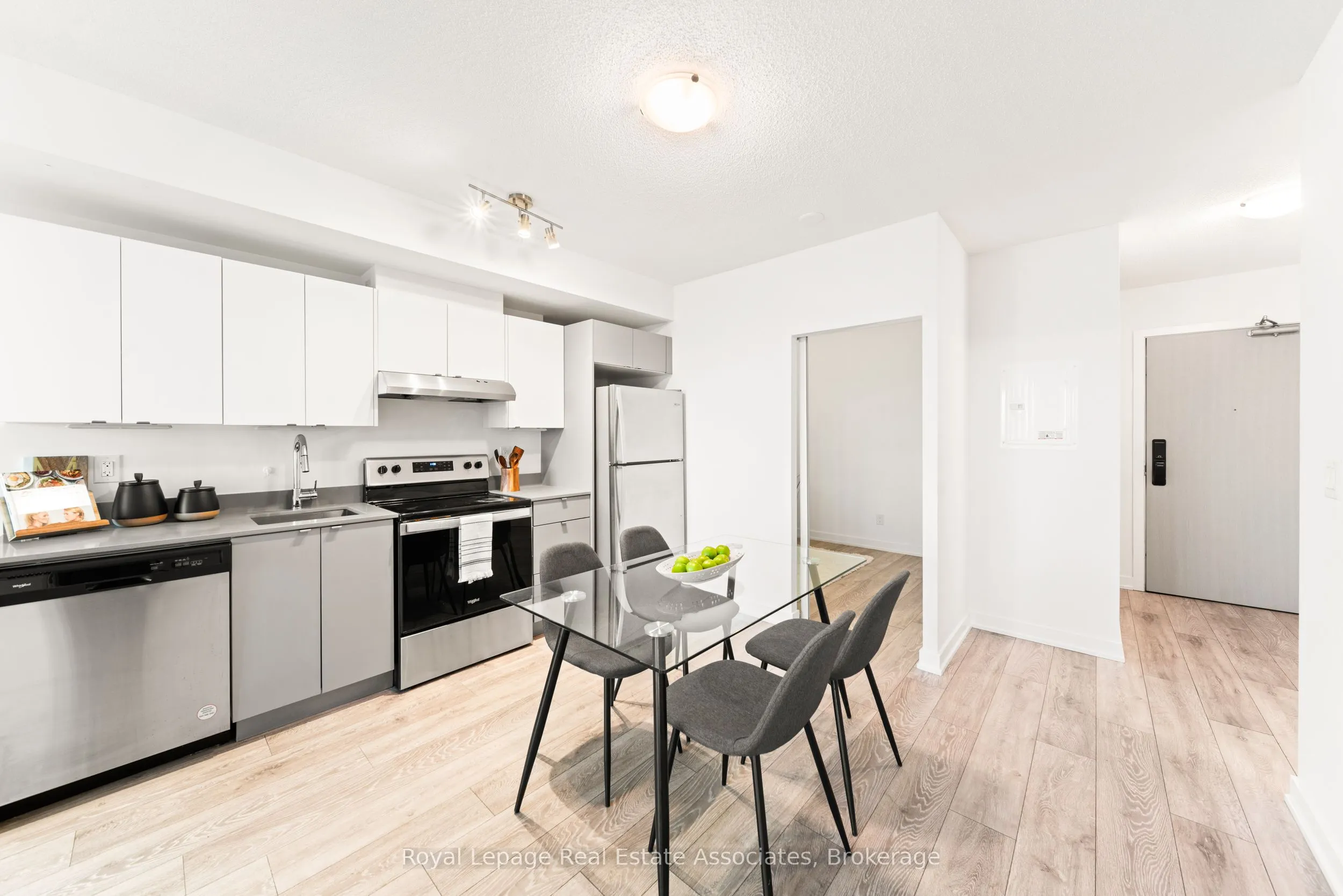 3200 Dakota Common, #719B