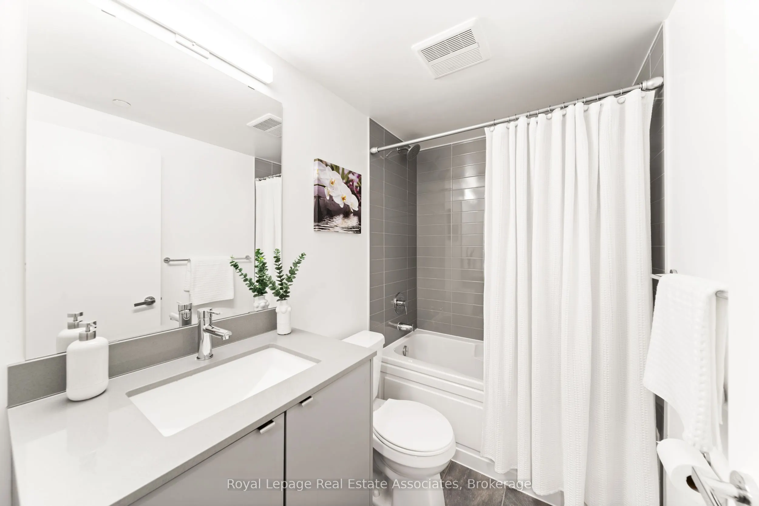 3200 Dakota Common, #719B