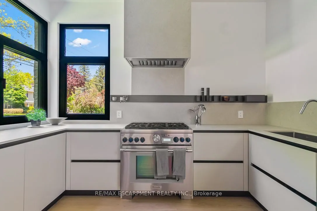 1308 Greenoaks Drive