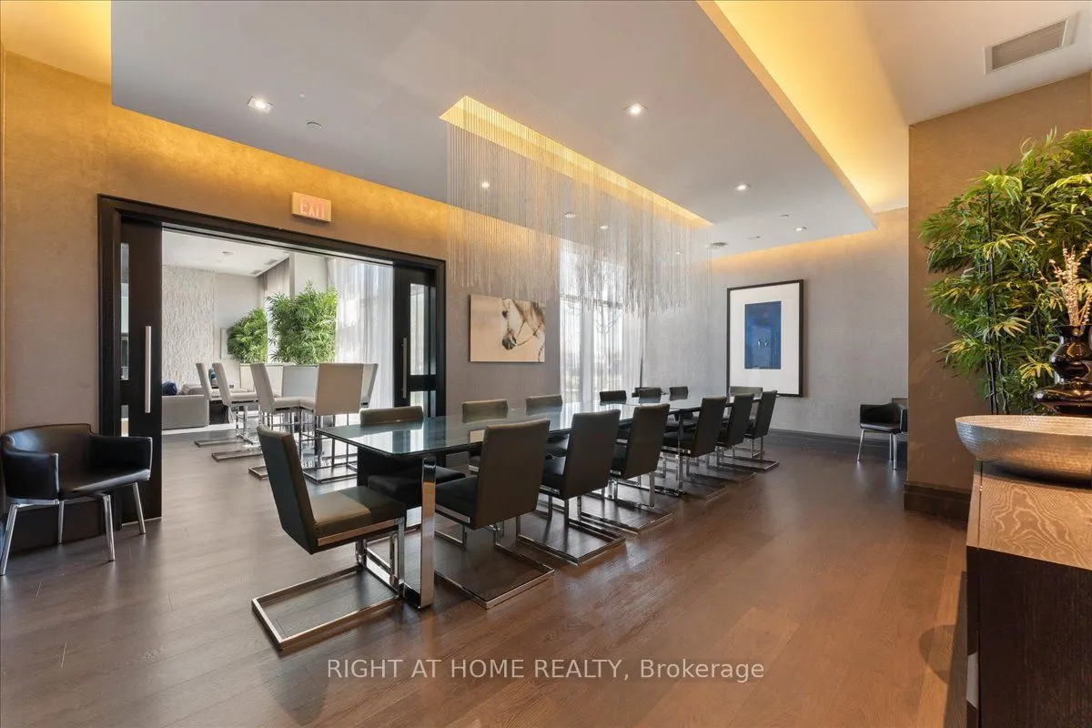 55 Speers Road, #415