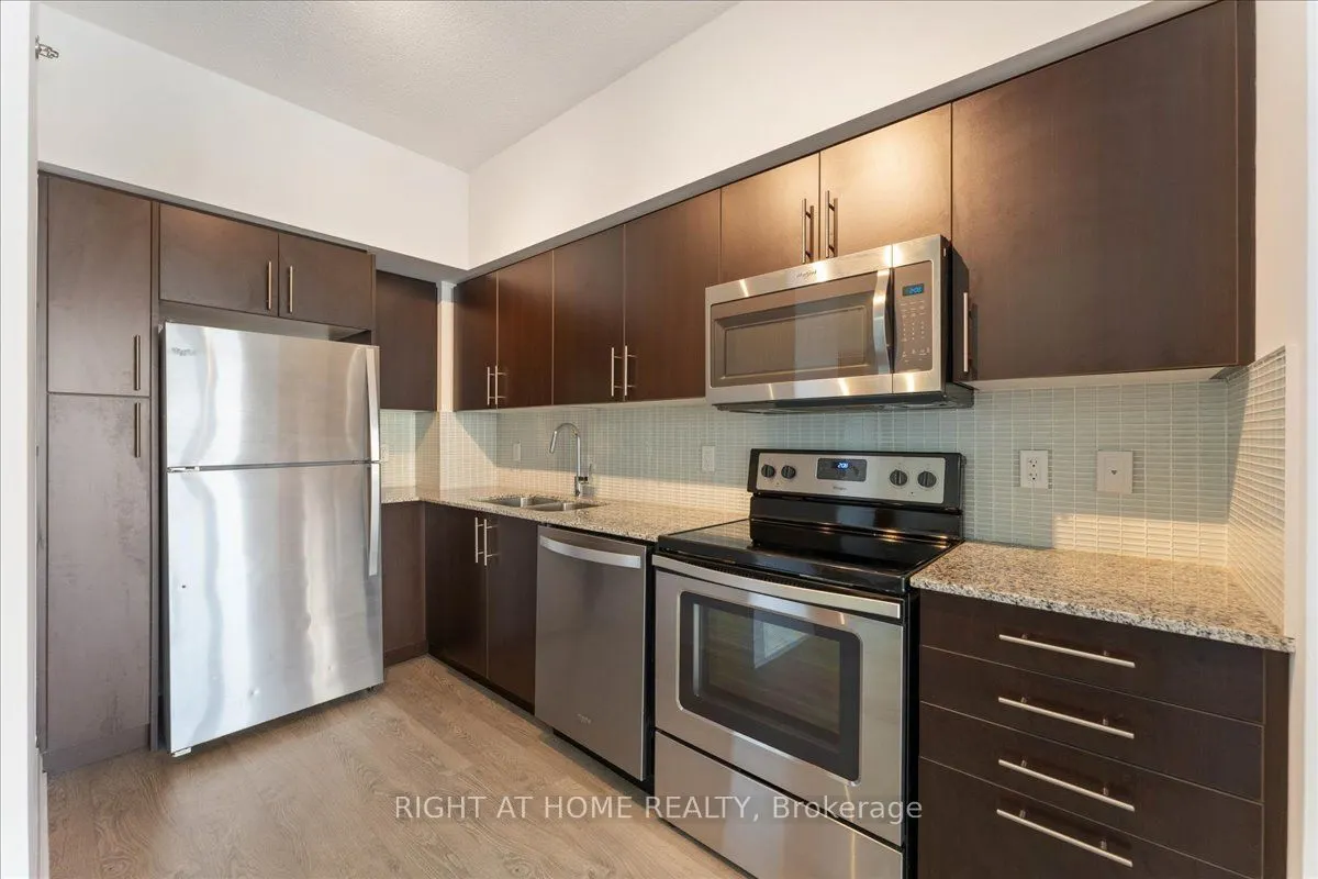 55 Speers Road, #415