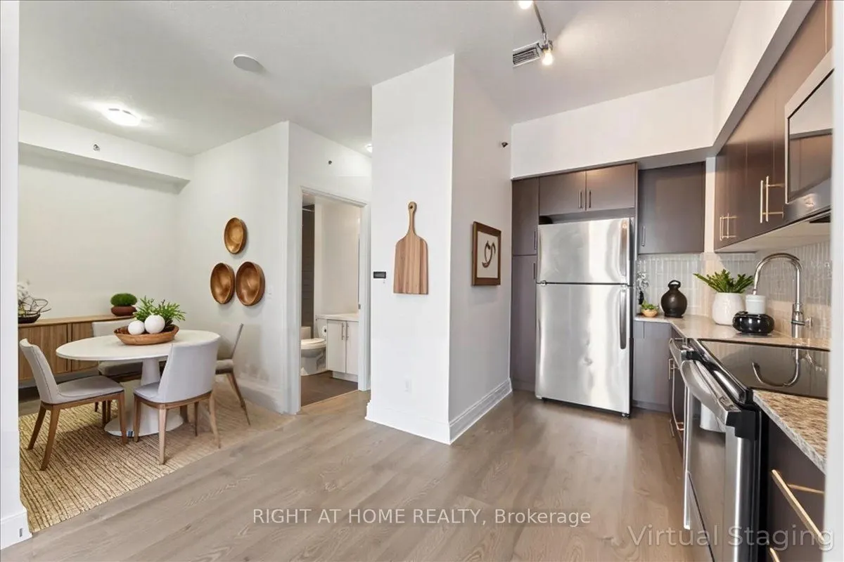 55 Speers Road, #415