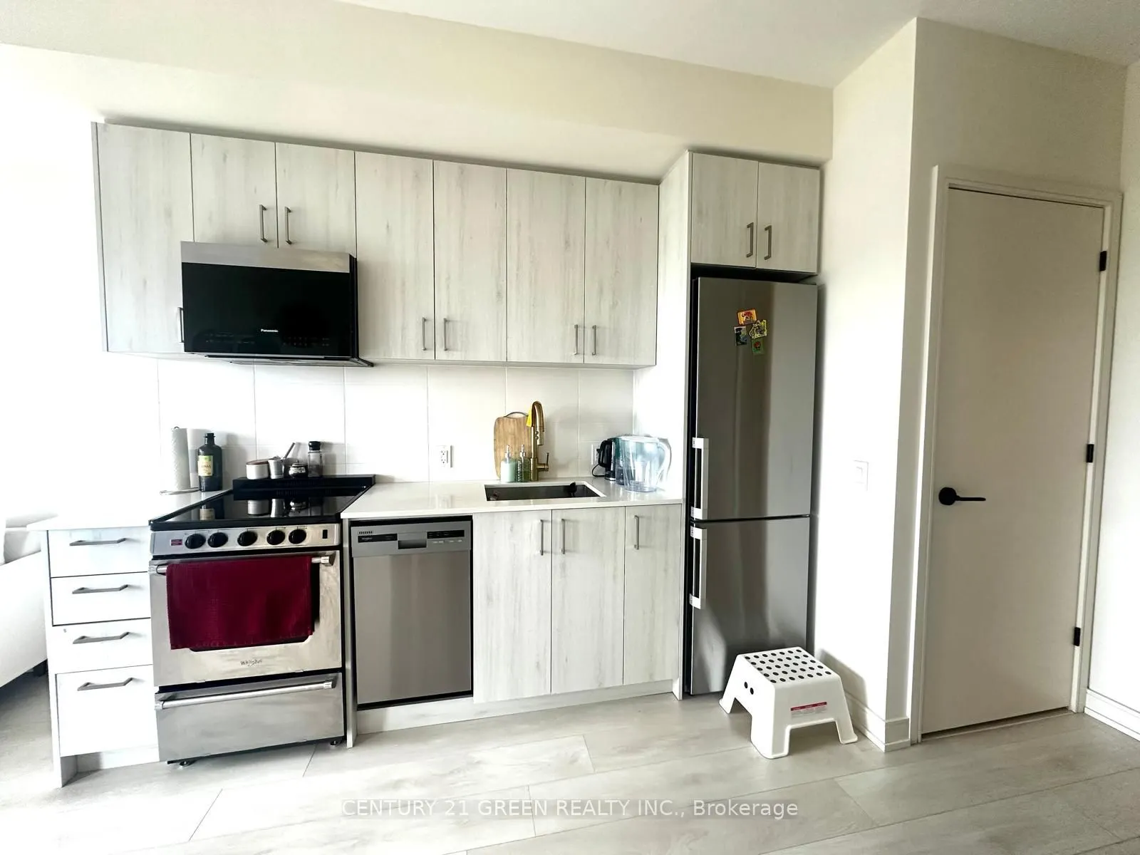 8010 Derry Road, #706