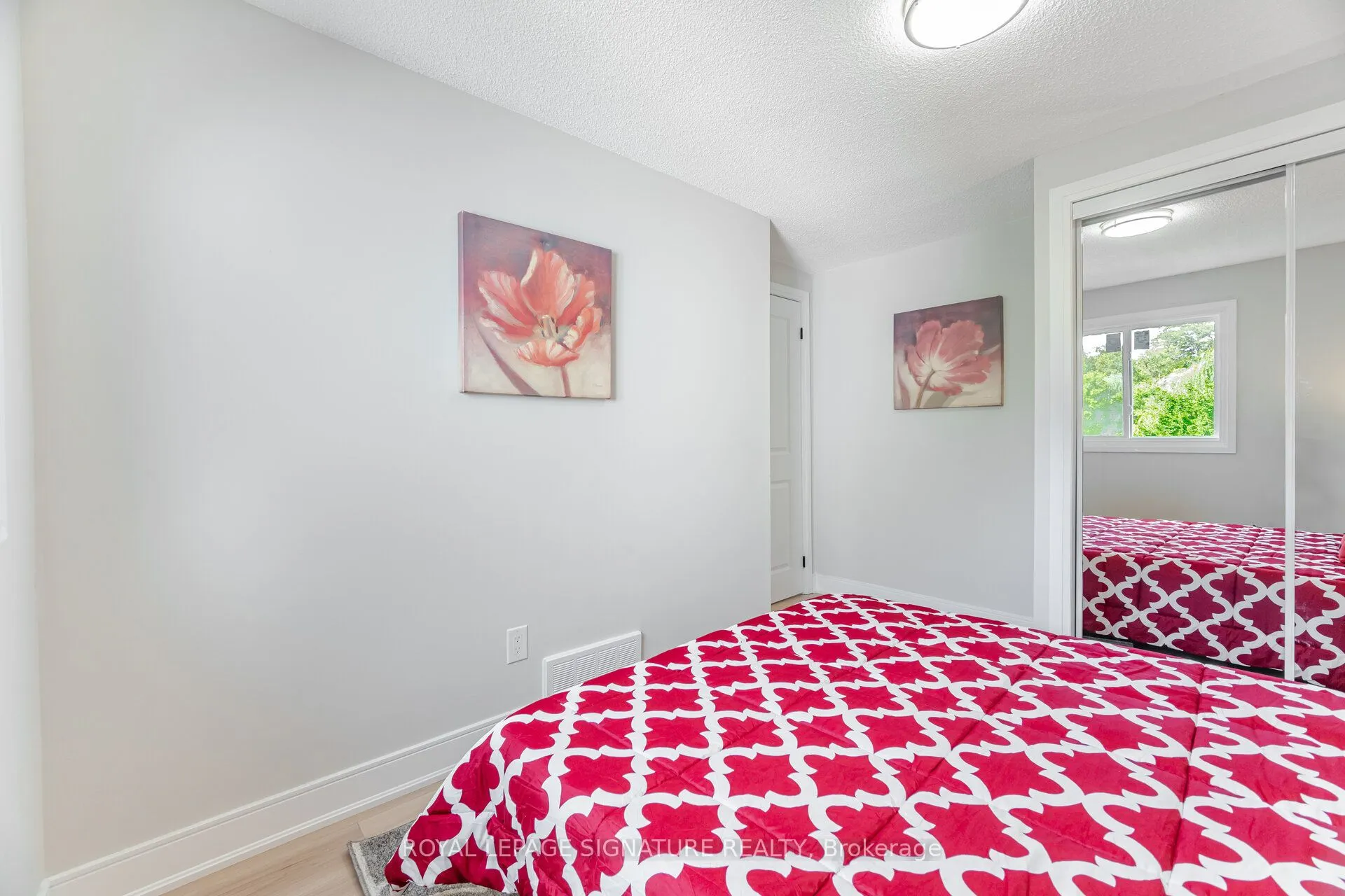 3175 Kirwin Avenue, #64