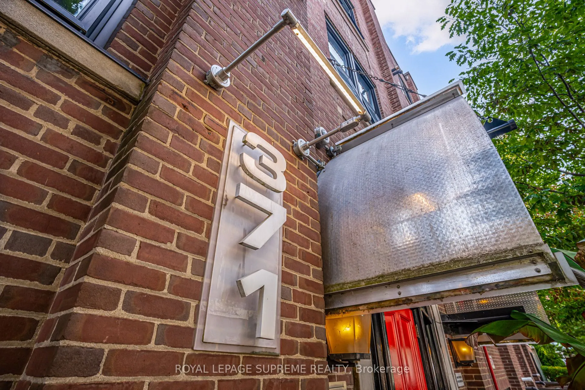371 Wallace Avenue, #10