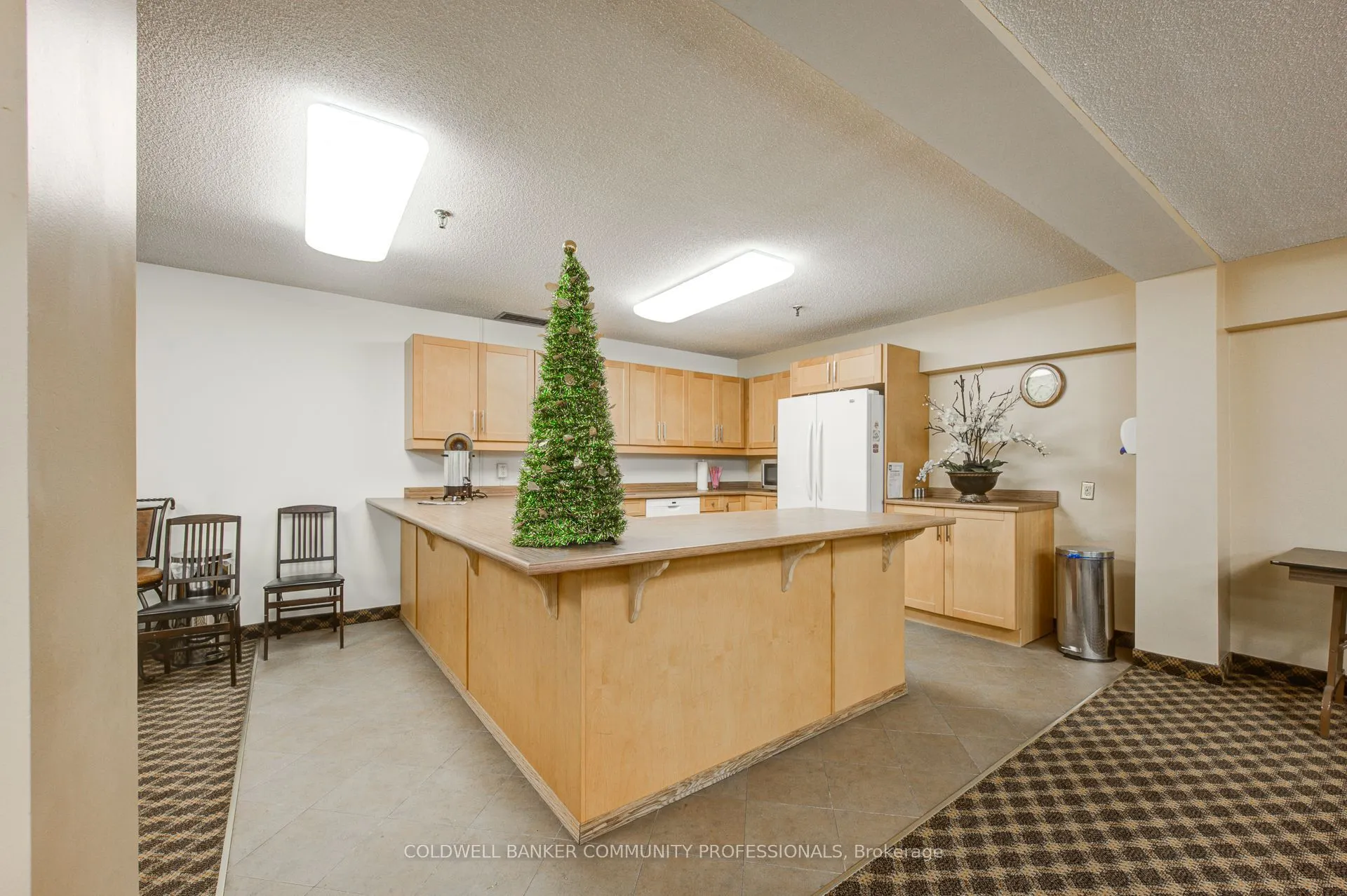 1225 North Shore Boulevard E, #503