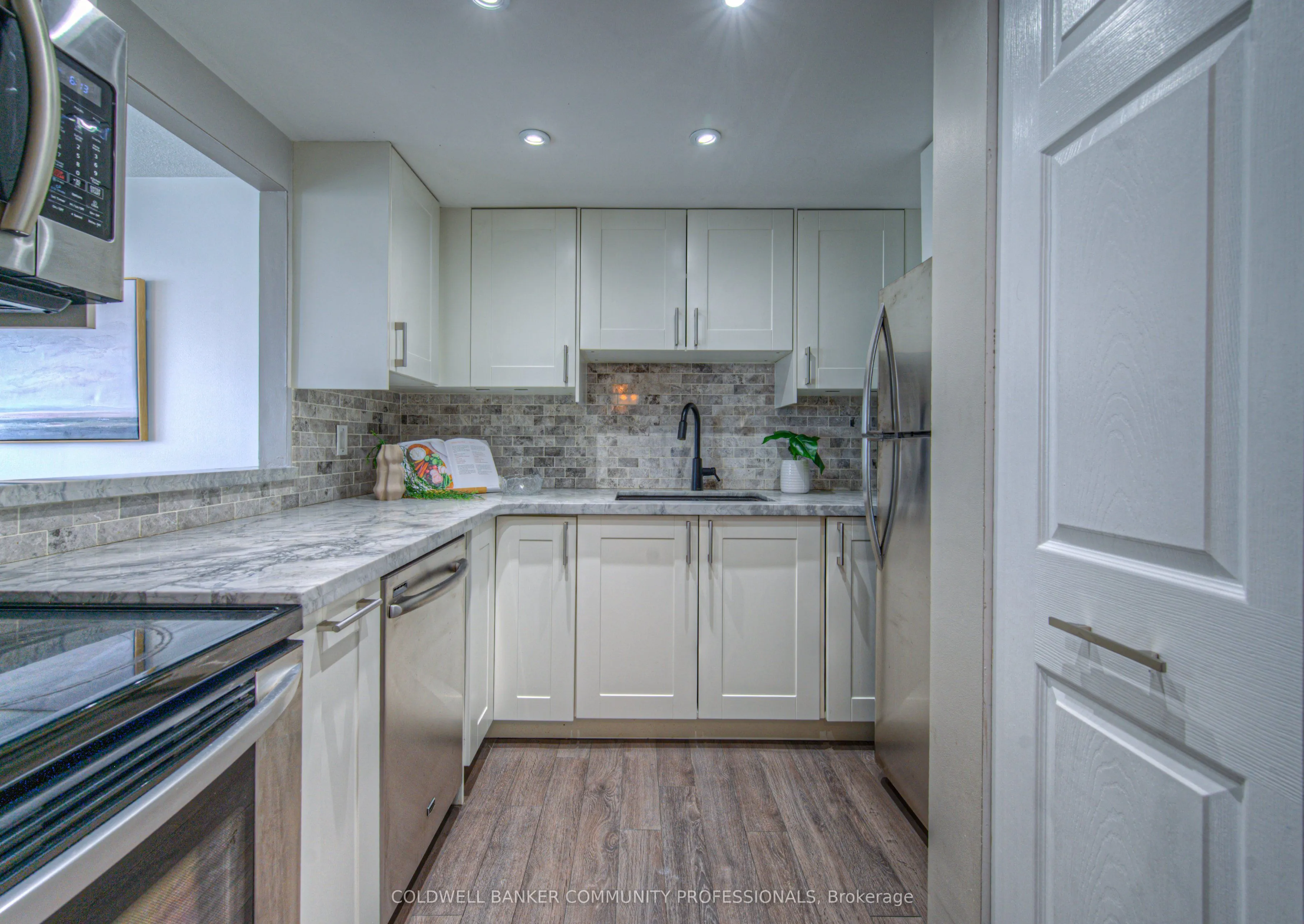 1225 North Shore Boulevard E, #503