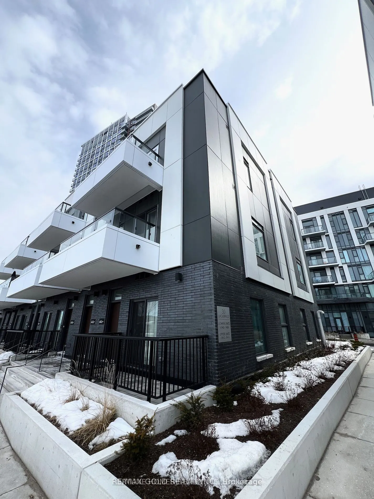 30 Lagerfeld Drive, #8