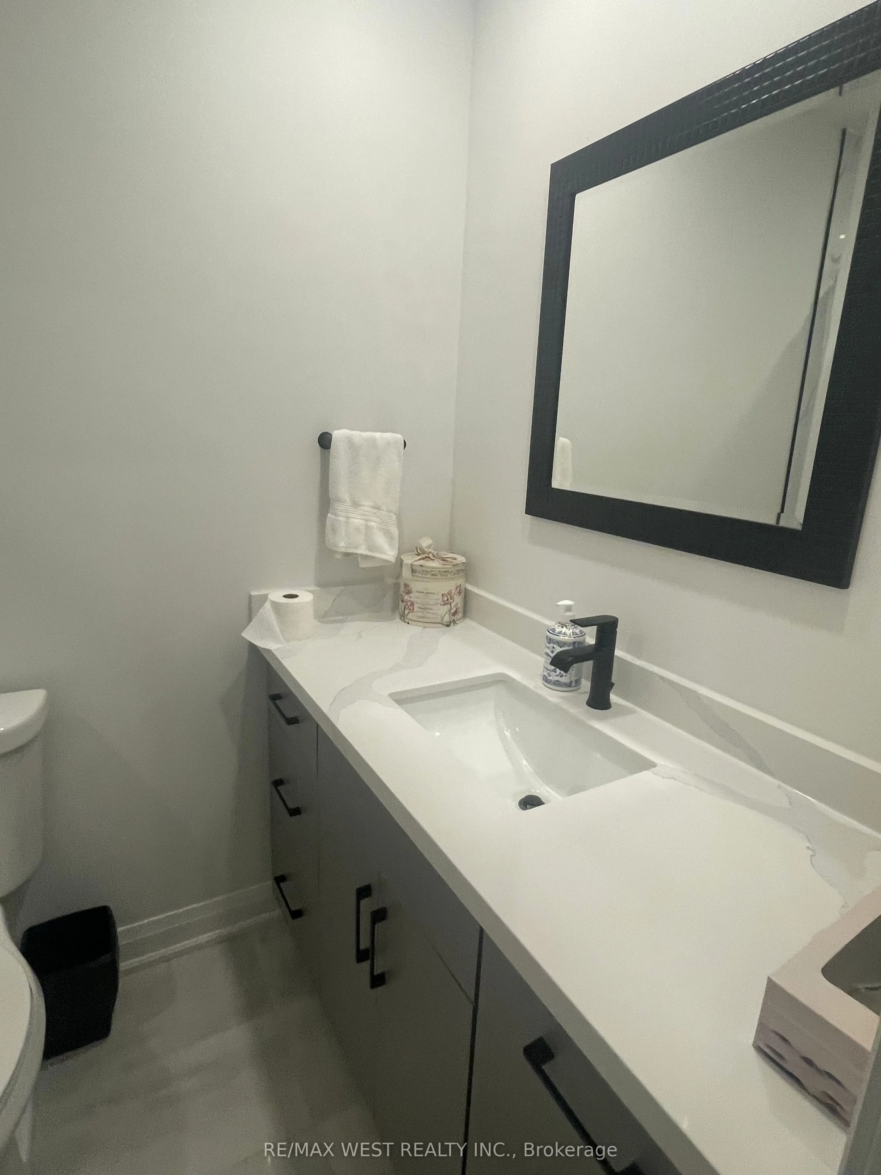 1571 Dupont Street, #2nd Flr