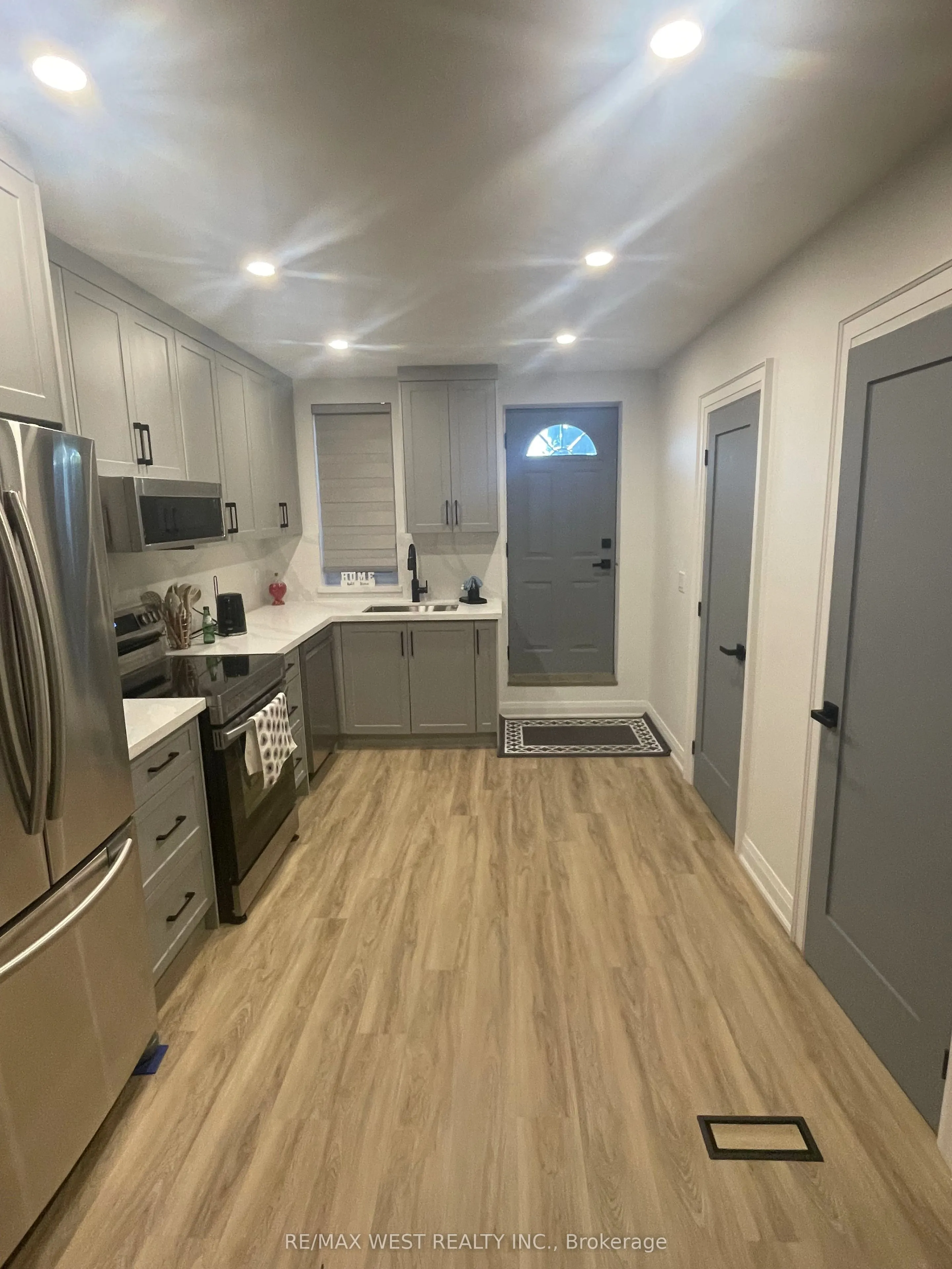 1571 Dupont Street, #2nd Flr