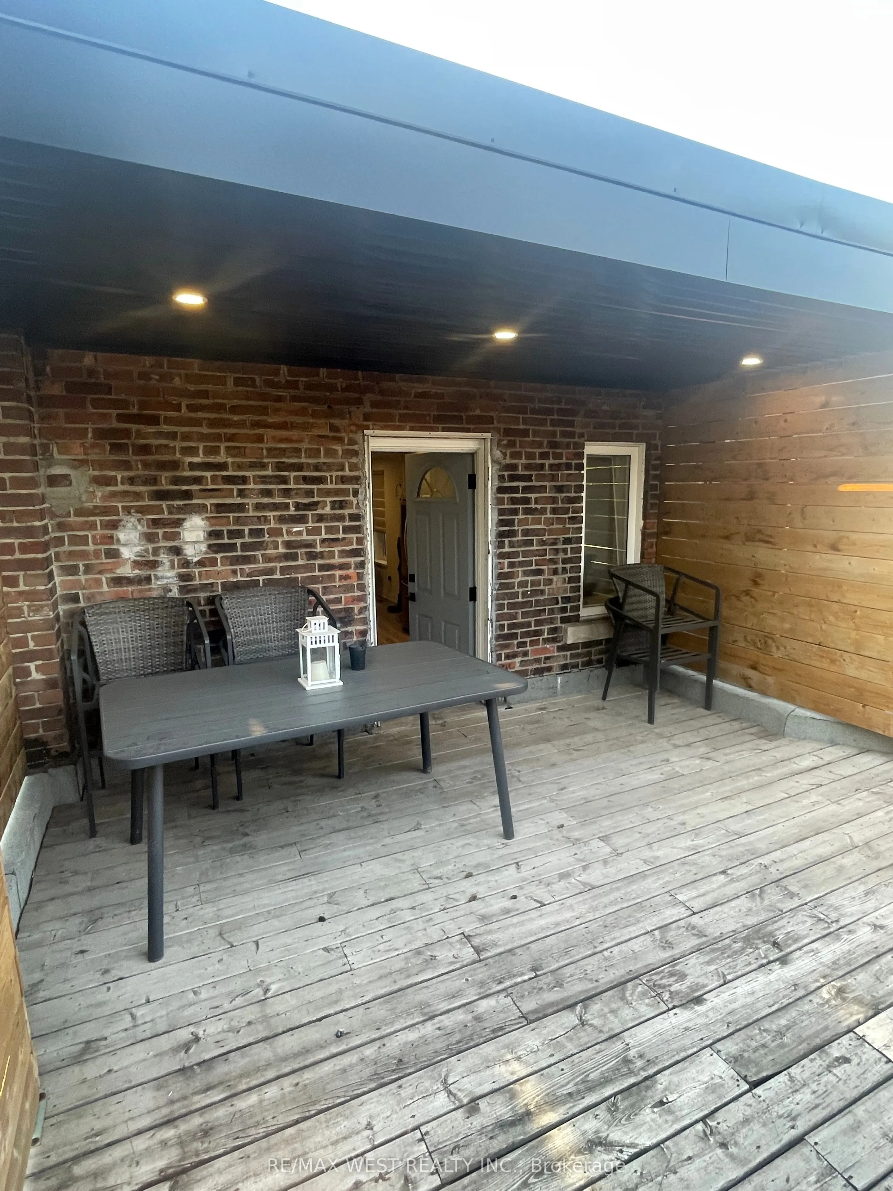 1571 Dupont Street, #2nd Flr
