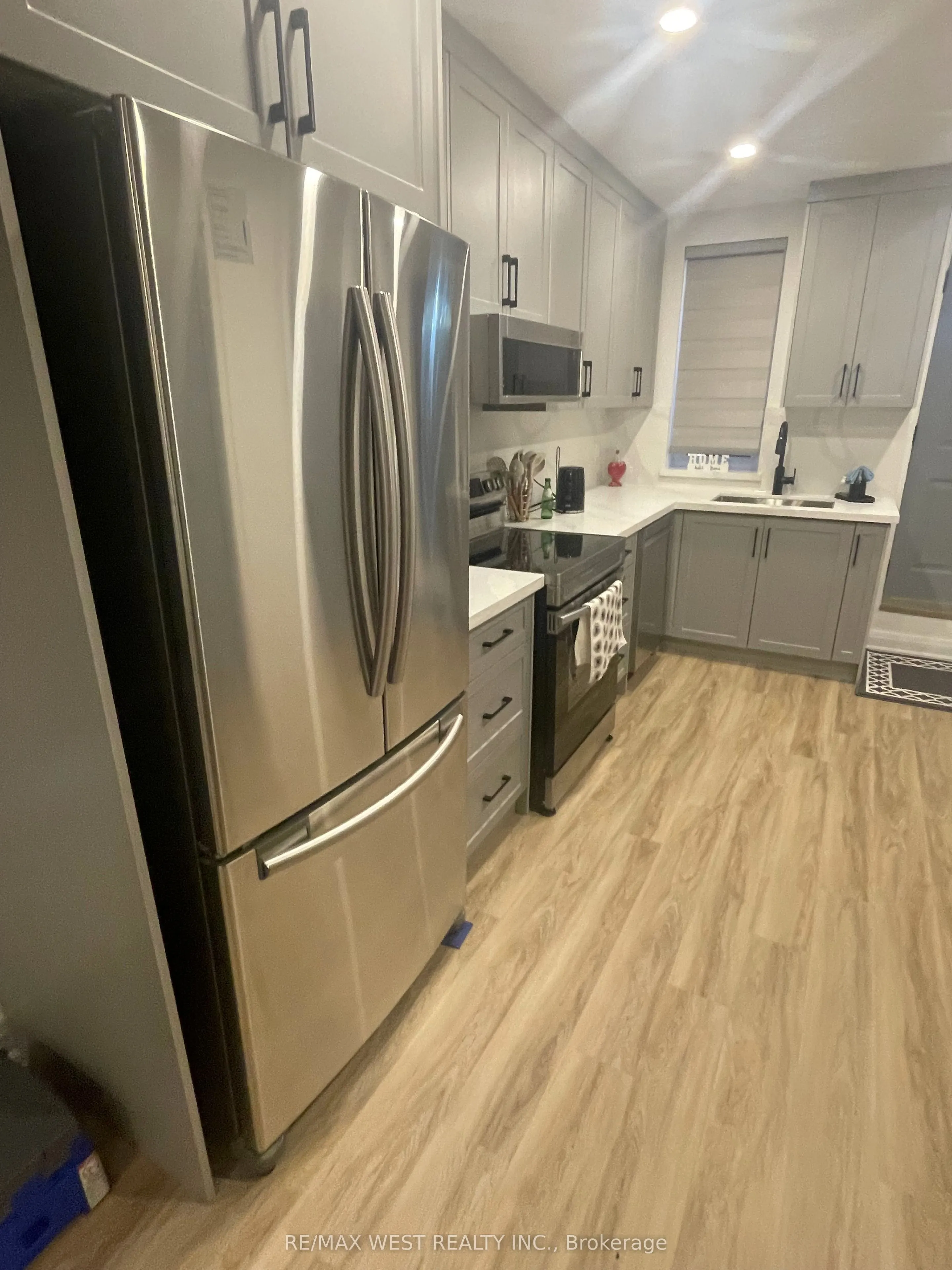 1571 Dupont Street, #2nd Flr