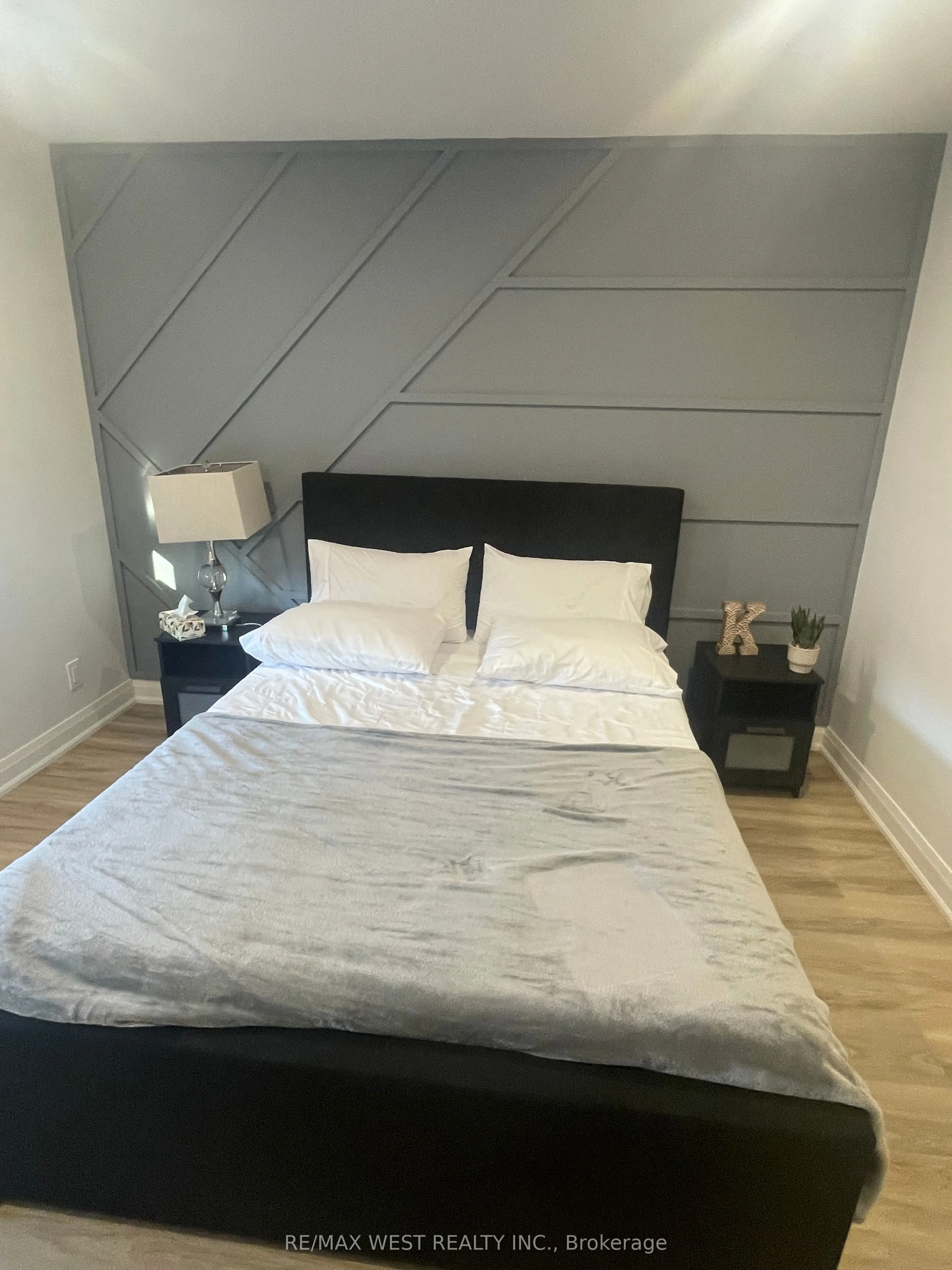 1571 Dupont Street, #2nd Flr