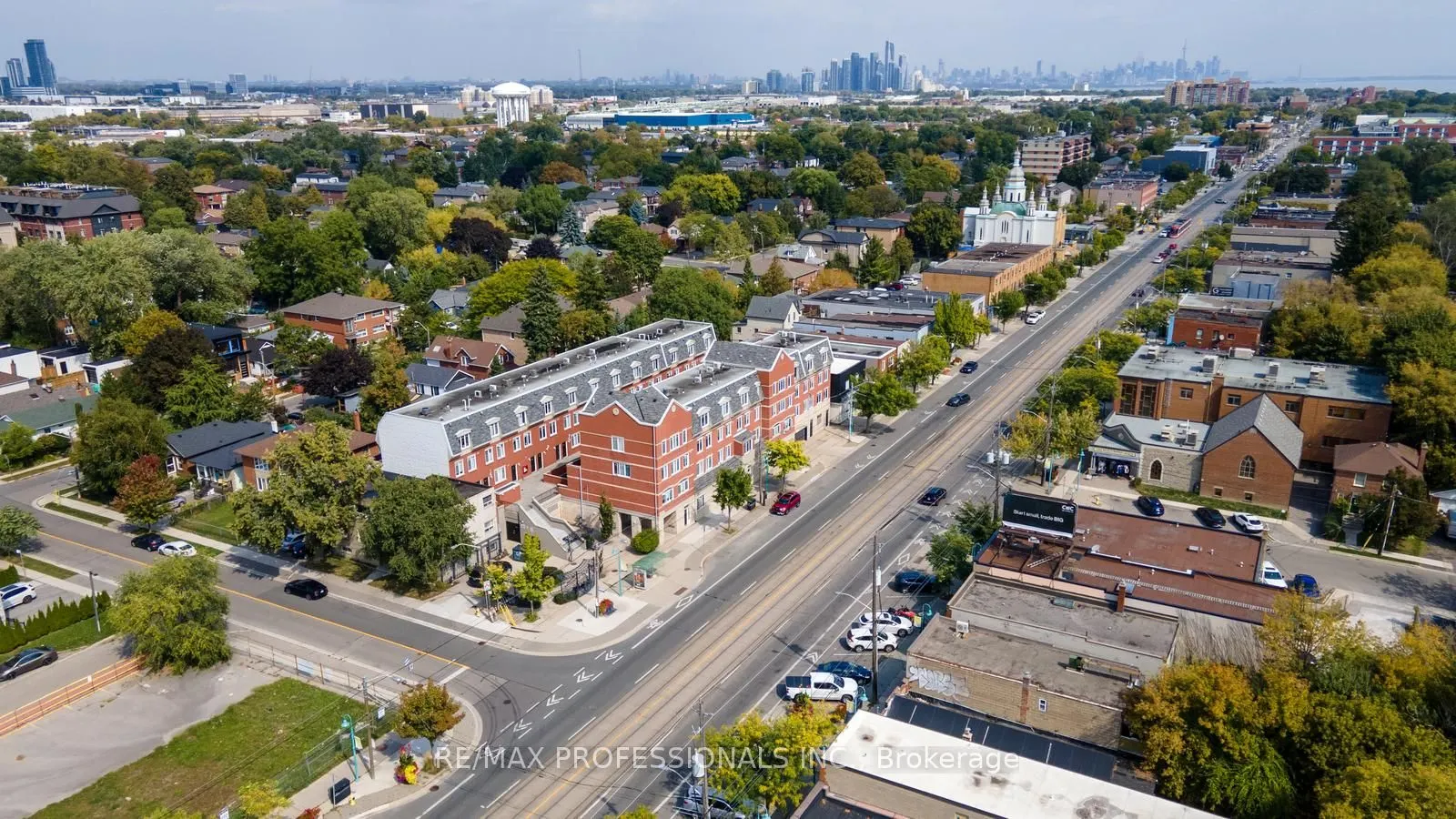 3400 Lake Shore Boulevard W, #104