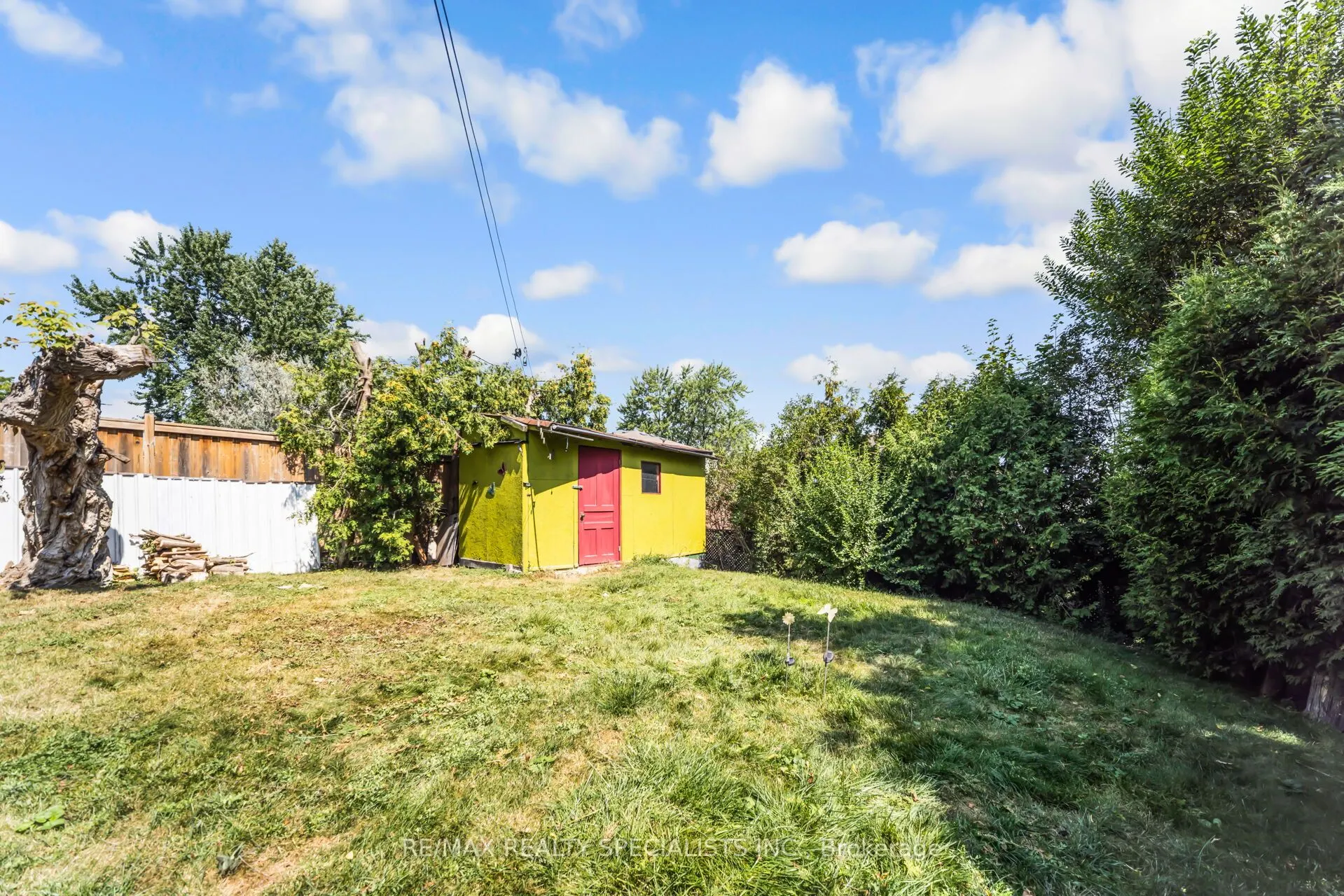 29 Edenridge Drive