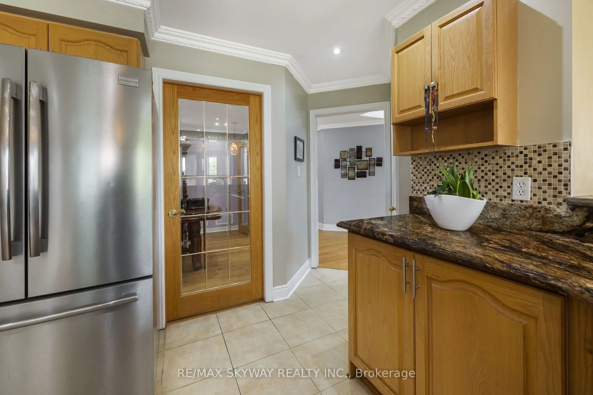 57 Banington Crescent