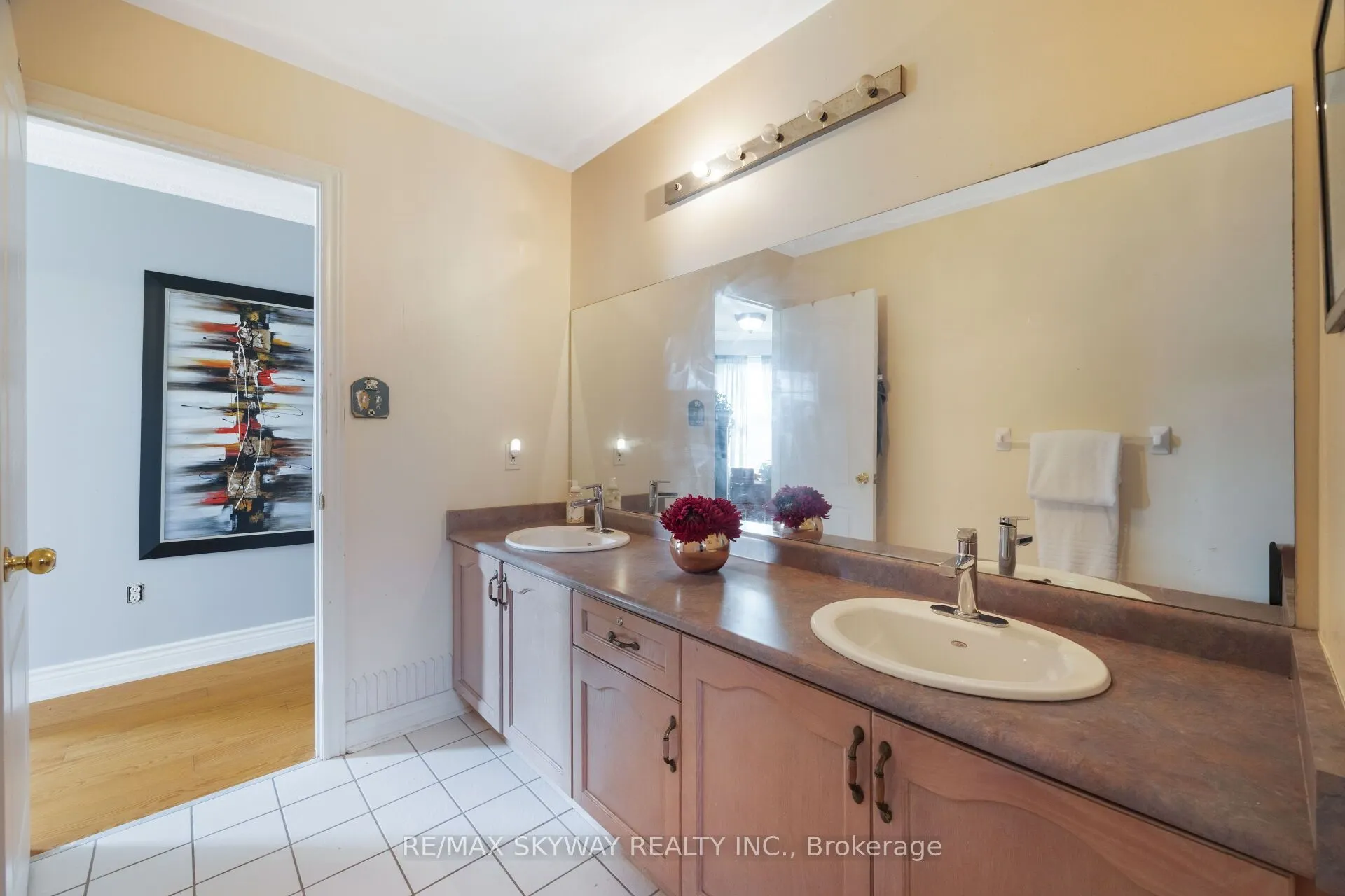 57 Banington Crescent