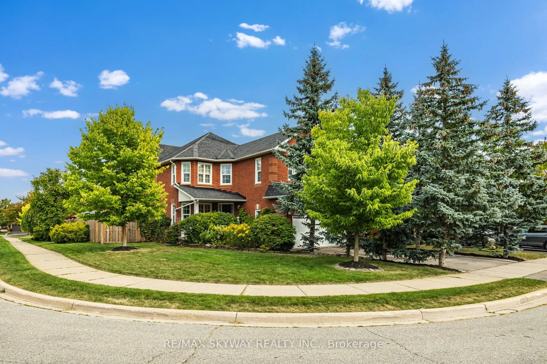 57 Banington Crescent