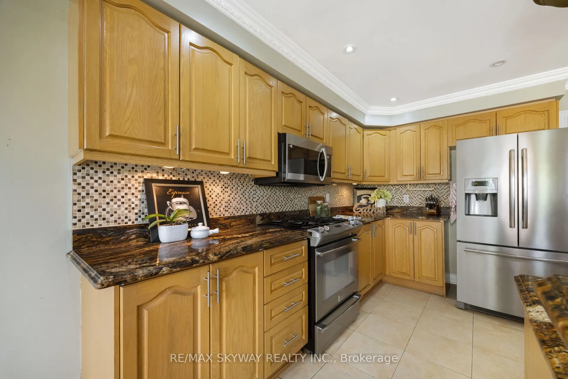 57 Banington Crescent