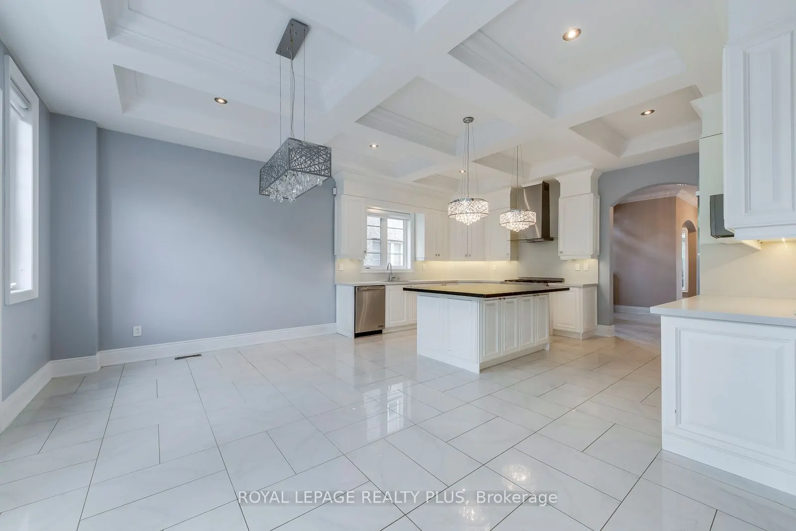3121 Trailside Drive