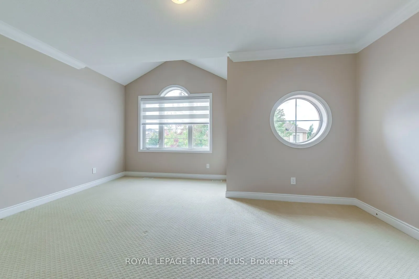 3121 Trailside Drive