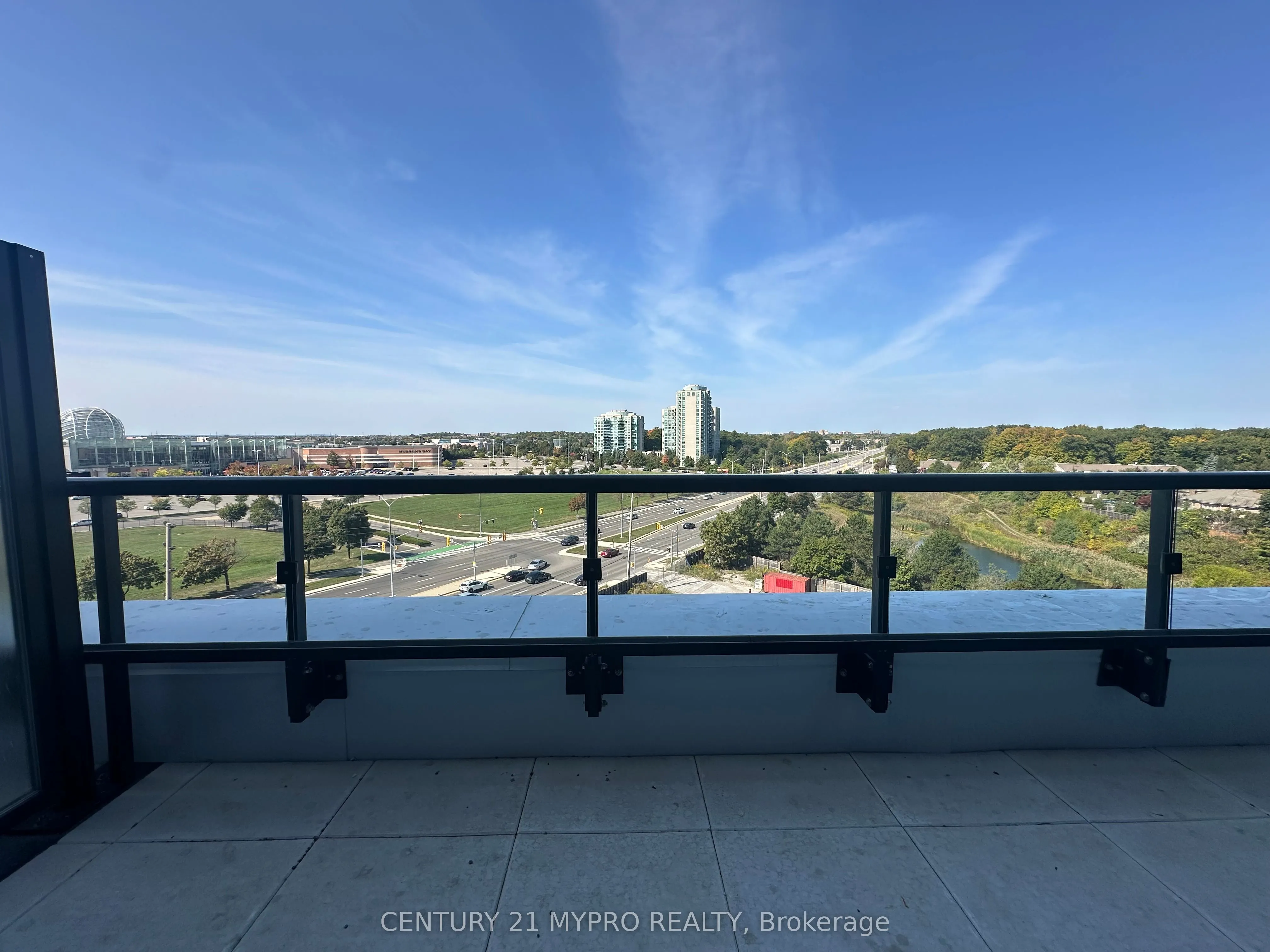 2495 Eglinton Avenue W, #808