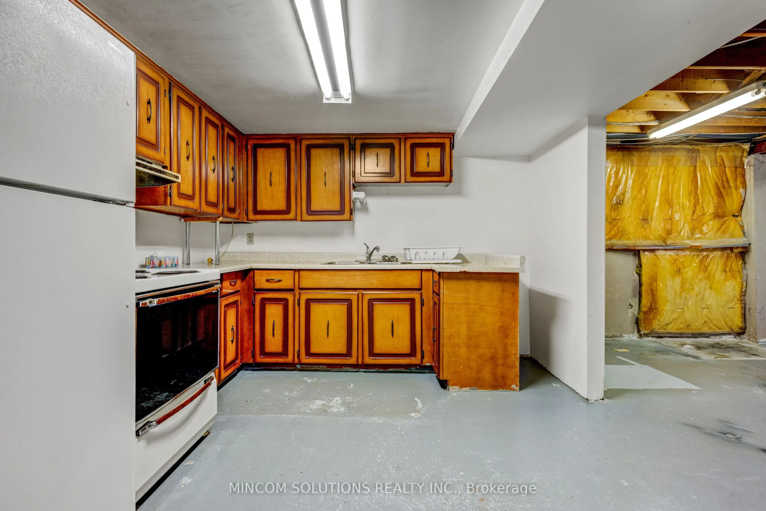 2394 Credit Valley Road E