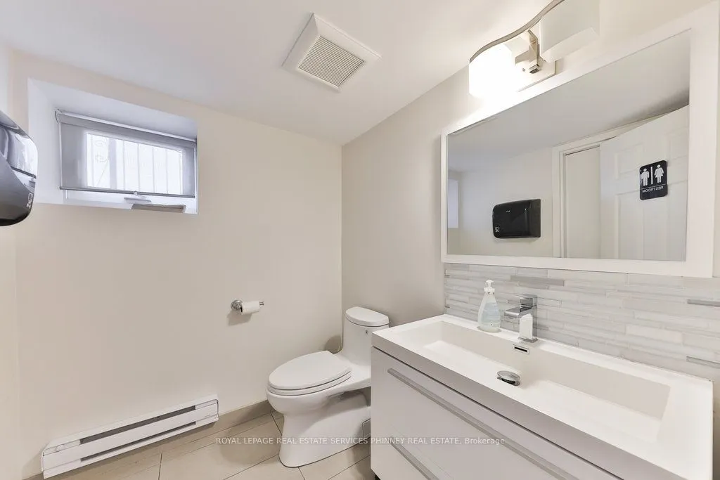 15 Mississauga Road S, #Main