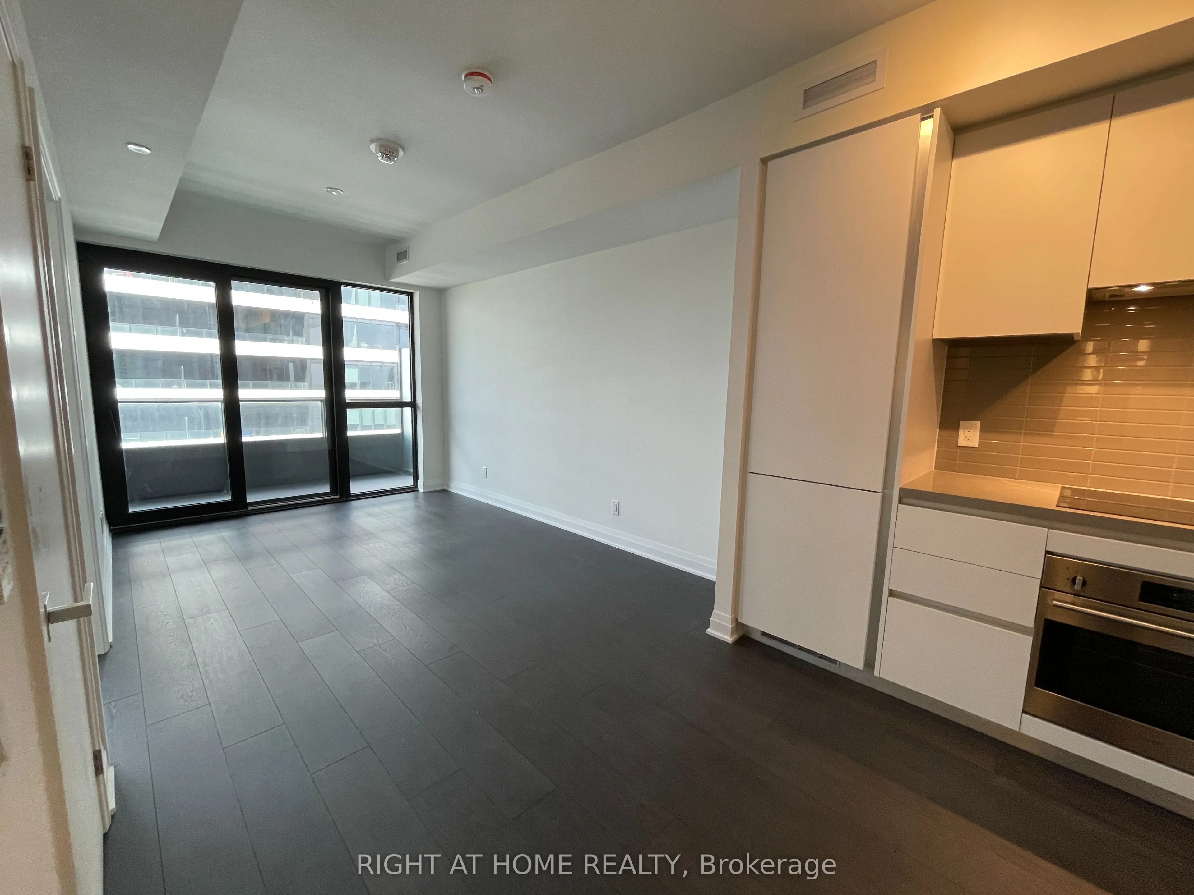 4015 The Exchange, #1608