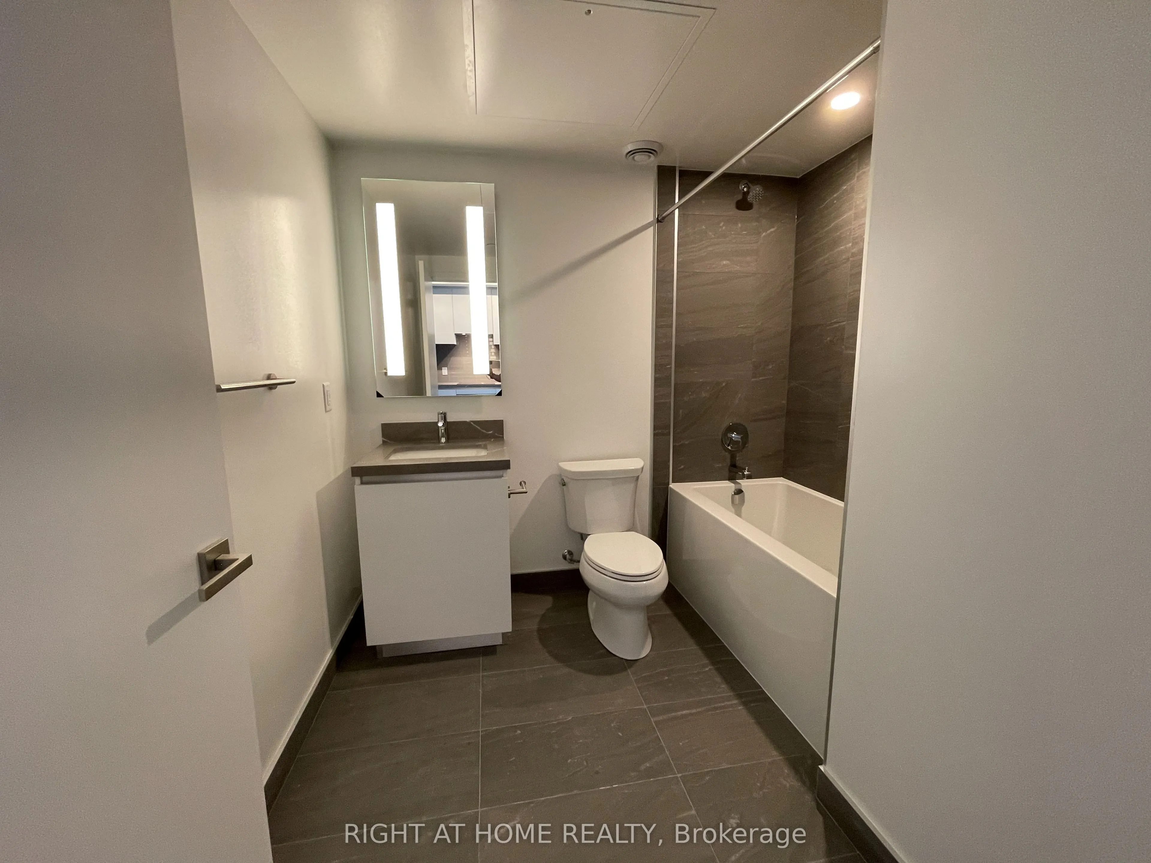 4015 The Exchange, #1608
