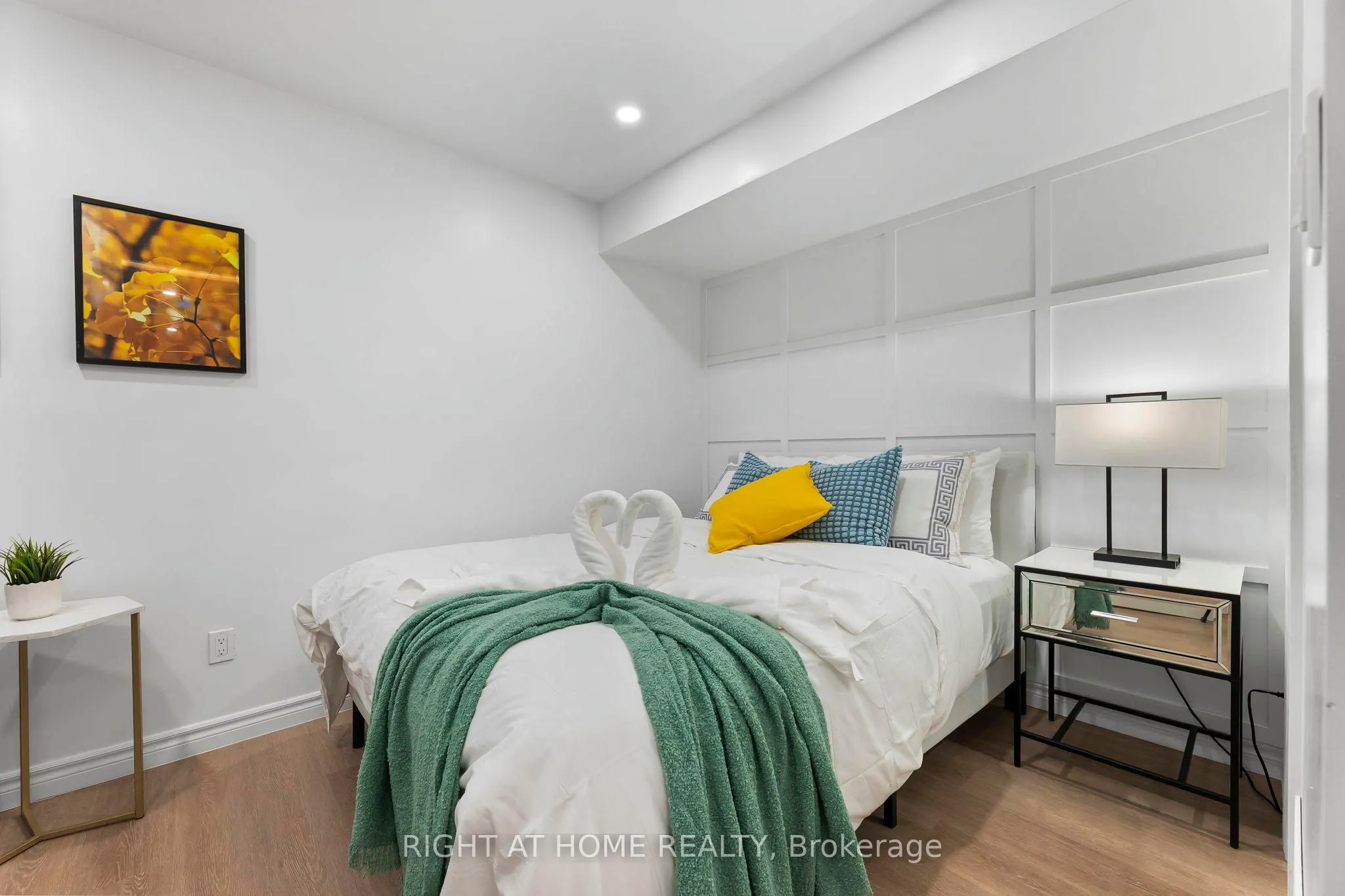 158 Indian Grove, #Unit B1
