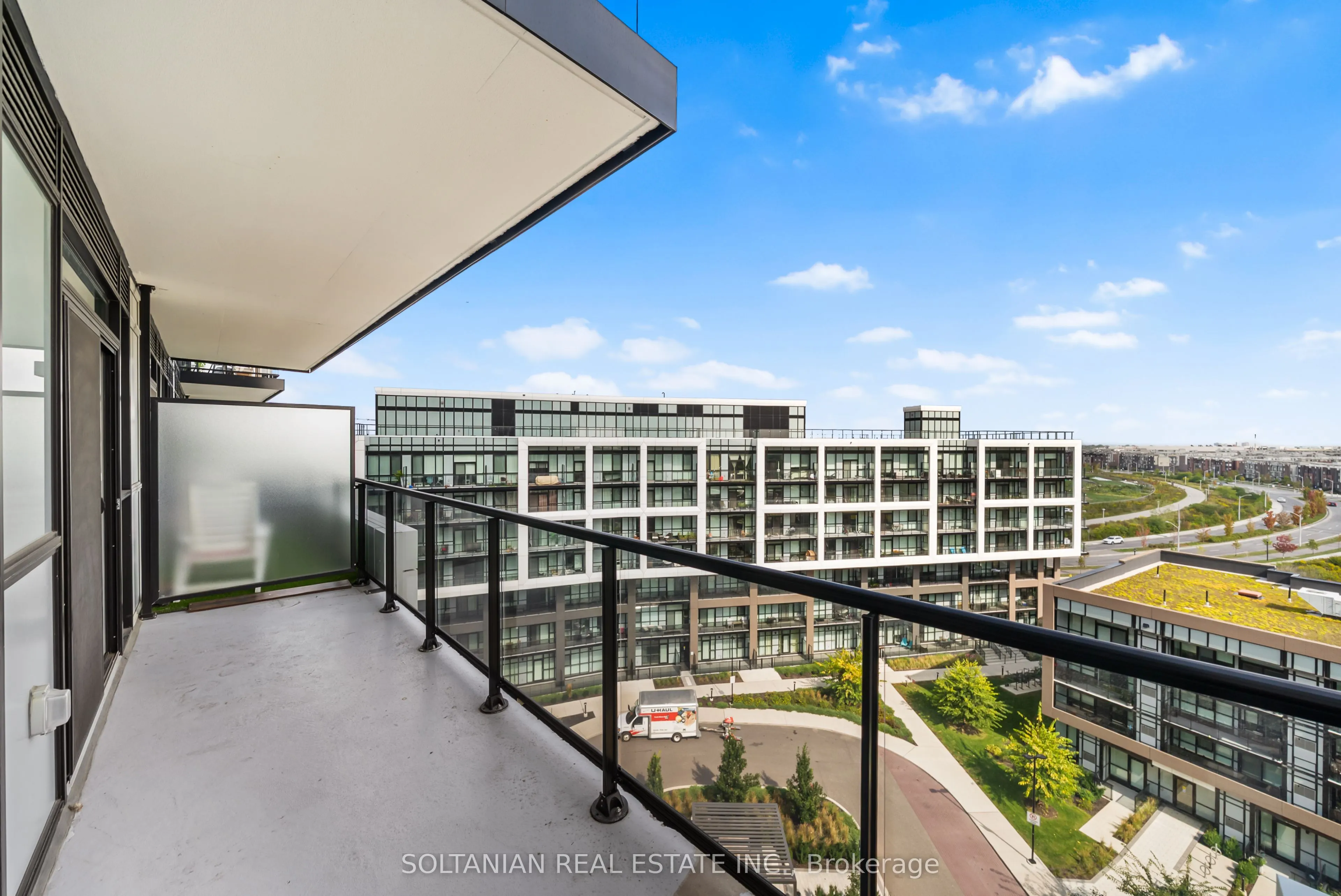 50 George Butchart Drive, #810