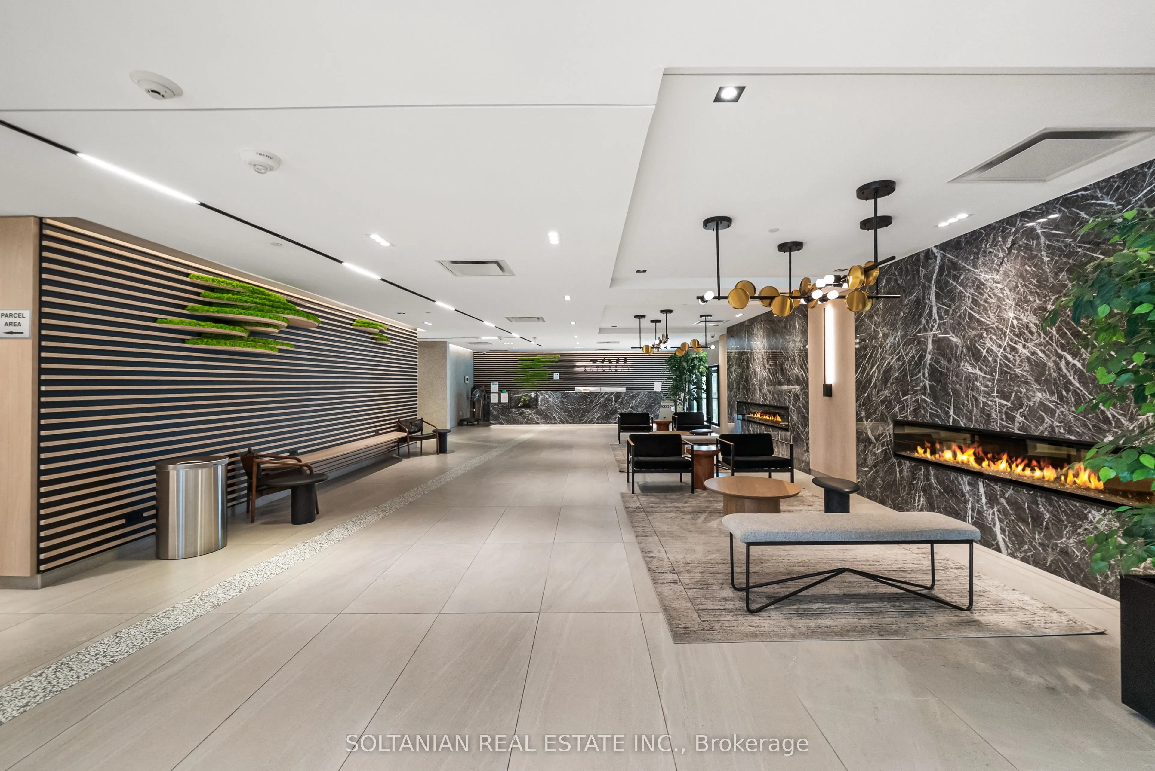 50 George Butchart Drive, #810