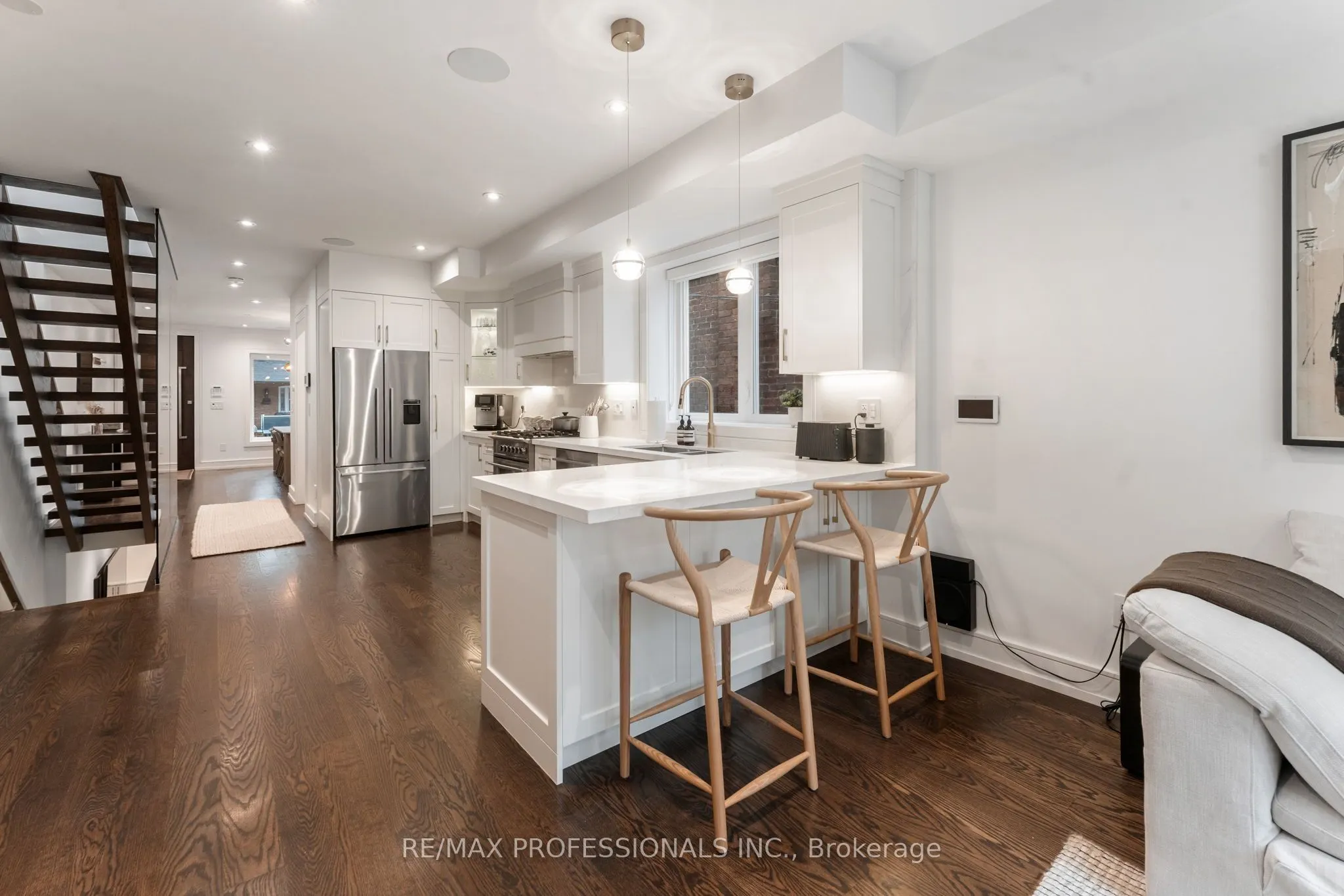 12 Mayfield Avenue