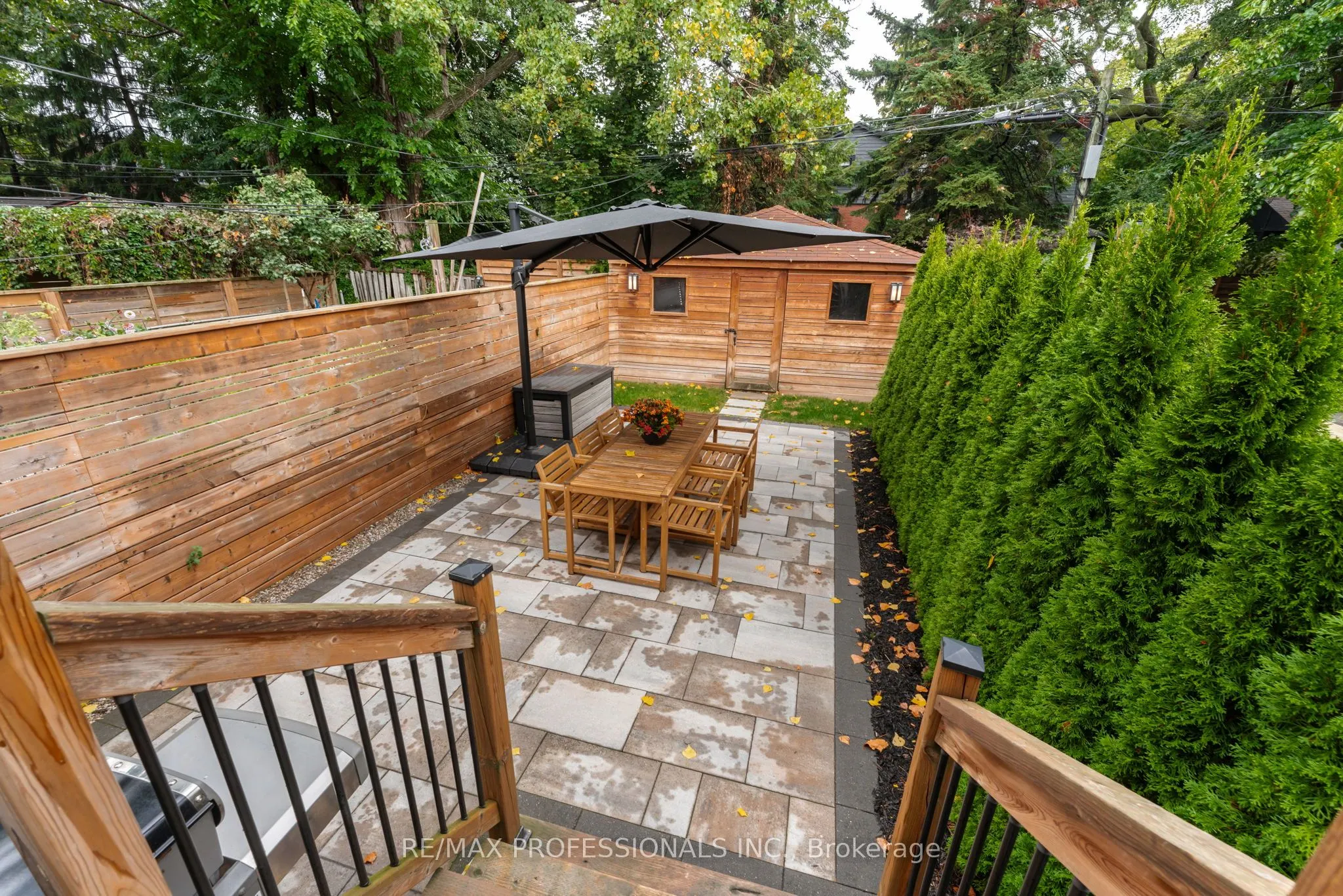 12 Mayfield Avenue